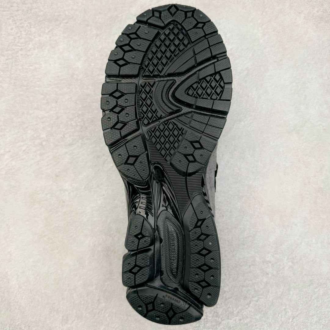 图片[9]-＃特价福利 New Balance NB2002系列 男女休闲慢跑鞋 必备的时髦单品之一 最新出的2002R系列 这款延续了经典科技 升级版N-ERGY缓震物料机能与材质上脚太舒适了 鞋面的柔软麂皮搭配尼龙网布 特别透气而且还复古感 不管是搭配牛仔裤还工装裤都是百搭！小红书众多博主上脚推荐！实拍调校N版已经零色差零失真 百分百还原实物色彩所见即所得 不存在货不对板色差等低级问题 选购参考实物拍摄 不混卖不参货 只用心做好货严格选品 承诺混一赔十 尺码：36 36.5 37 37.5 38 38.5 39.5 40 40.5 41.5 42 42.5 43 44 45-选品中心