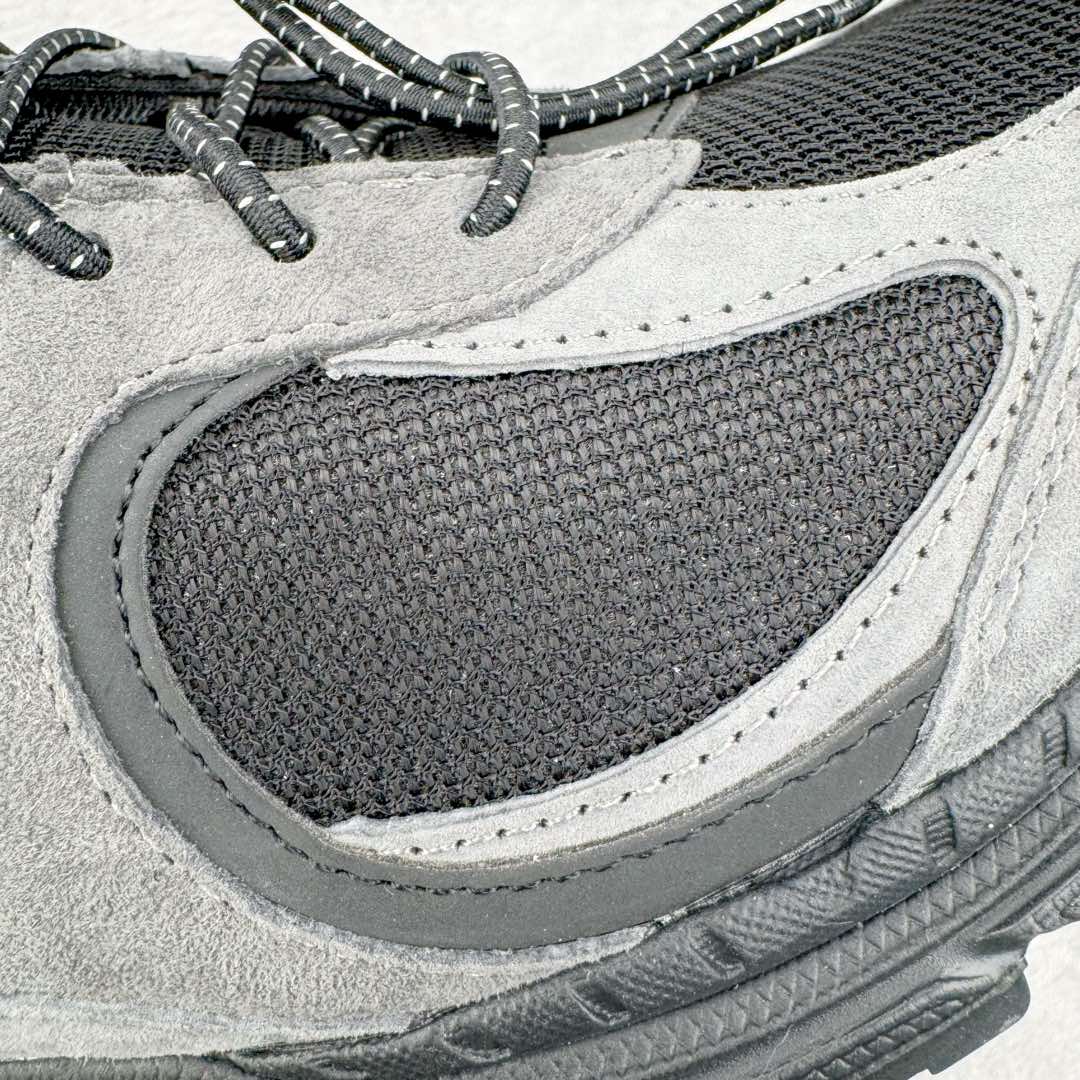 图片[16]-＃M纯原 JJJJound x New Balance NB M2002RXZ Gore-Tex 联名黑灰 NB新百伦潮流复古织物皮革减震防滑耐磨轻便低帮跑步鞋 原档数据独立私模大底 唯一正确六层组合大底 RB前软后硬 百分百还原原鞋脚感 基于市场现有版本全新升级调整 NB市场最强产物 全网最全配色加持 全套原楦原纸板原厂数据开发 全鞋电脑针车加持 原厂网布 原装进口头层翻毛皮料正确绒感卡色 正确中底拉帮中底网布细节 一比一手工擦旧效果 冲裁组合 匠心打造 耗时两个月开发完成 工艺极其复杂难度可想而知 高端零售专供产物 尺码：36 37 37.5 38 38.5 39.5 40 40.5 41.5 42 42.5 43 44 44.5 45 45.5 46.5 47-选品中心