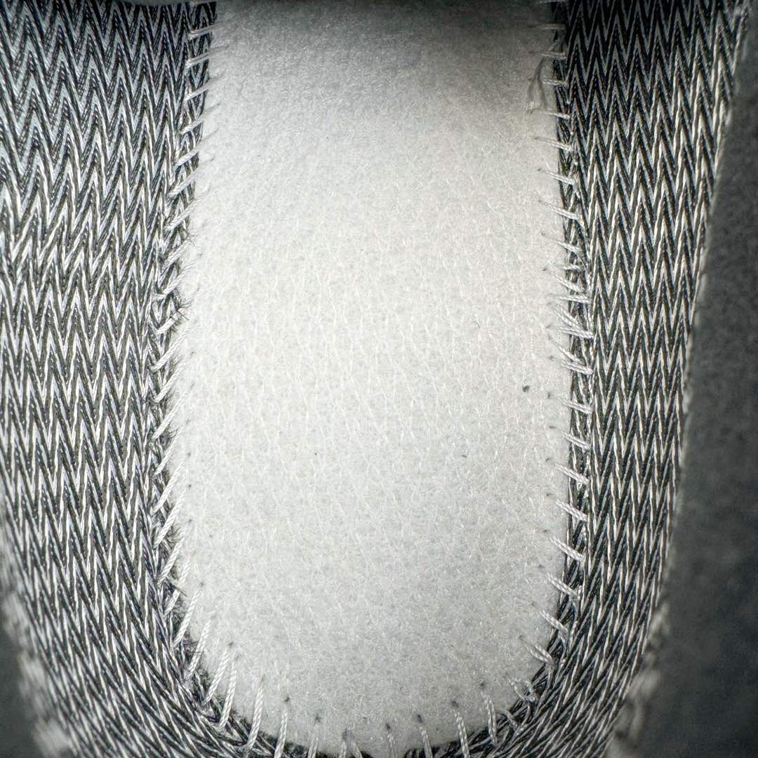 图片[11]-＃M纯原 JJJJound x New Balance NB M2002RXZ Gore-Tex 联名黑灰 NB新百伦潮流复古织物皮革减震防滑耐磨轻便低帮跑步鞋 原档数据独立私模大底 唯一正确六层组合大底 RB前软后硬 百分百还原原鞋脚感 基于市场现有版本全新升级调整 NB市场最强产物 全网最全配色加持 全套原楦原纸板原厂数据开发 全鞋电脑针车加持 原厂网布 原装进口头层翻毛皮料正确绒感卡色 正确中底拉帮中底网布细节 一比一手工擦旧效果 冲裁组合 匠心打造 耗时两个月开发完成 工艺极其复杂难度可想而知 高端零售专供产物 尺码：36 37 37.5 38 38.5 39.5 40 40.5 41.5 42 42.5 43 44 44.5 45 45.5 46.5 47-选品中心