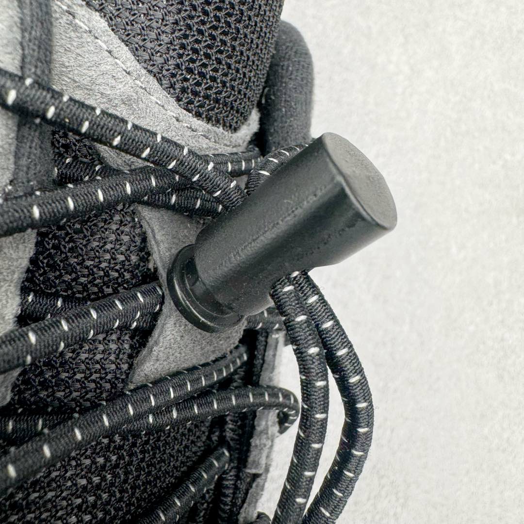 图片[15]-＃M纯原 JJJJound x New Balance NB M2002RXZ Gore-Tex 联名黑灰 NB新百伦潮流复古织物皮革减震防滑耐磨轻便低帮跑步鞋 原档数据独立私模大底 唯一正确六层组合大底 RB前软后硬 百分百还原原鞋脚感 基于市场现有版本全新升级调整 NB市场最强产物 全网最全配色加持 全套原楦原纸板原厂数据开发 全鞋电脑针车加持 原厂网布 原装进口头层翻毛皮料正确绒感卡色 正确中底拉帮中底网布细节 一比一手工擦旧效果 冲裁组合 匠心打造 耗时两个月开发完成 工艺极其复杂难度可想而知 高端零售专供产物 尺码：36 37 37.5 38 38.5 39.5 40 40.5 41.5 42 42.5 43 44 44.5 45 45.5 46.5 47-选品中心