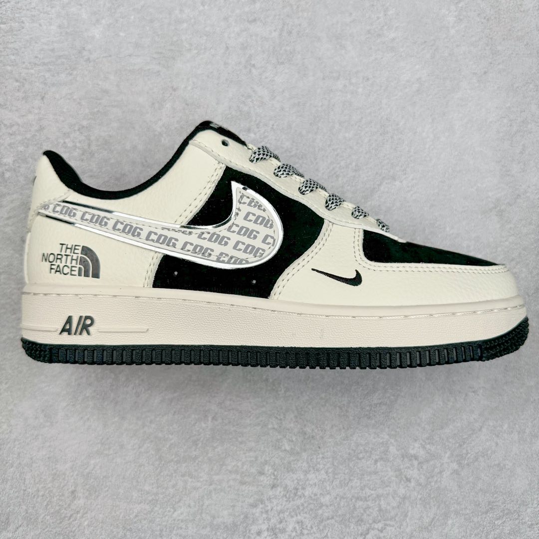 NK Air Force 1´07 Low 空军一号低帮百搭休闲运动板鞋 BB7518-013 柔软、弹性十足的缓震性能和出色的中底设计 横跨复古与现代的外型结合 造就出风靡全球 三十多年的Force 1 直到今天还深受青睐 尺码：36 36.5 37.5 38 38.5 39 40 40.5 41 42 42.5 43 44 44.5 45-选品中心