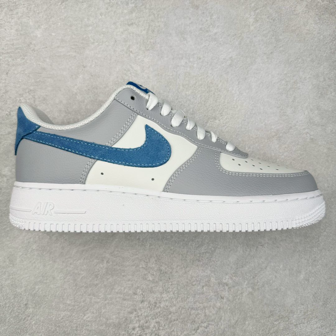 NK Air Force 1´07 Low 空军一号低帮百搭休闲运动板鞋 HV1795-141 柔软、弹性十足的缓震性能和出色的中底设计 横跨复古与现代的外型结合 造就出风靡全球 三十多年的Force 1 直到今天还深受青睐 尺码：36 36.5 37.5 38 38.5 39 40 40.5 41 42 42.5 43 44 44.5 45-选品中心