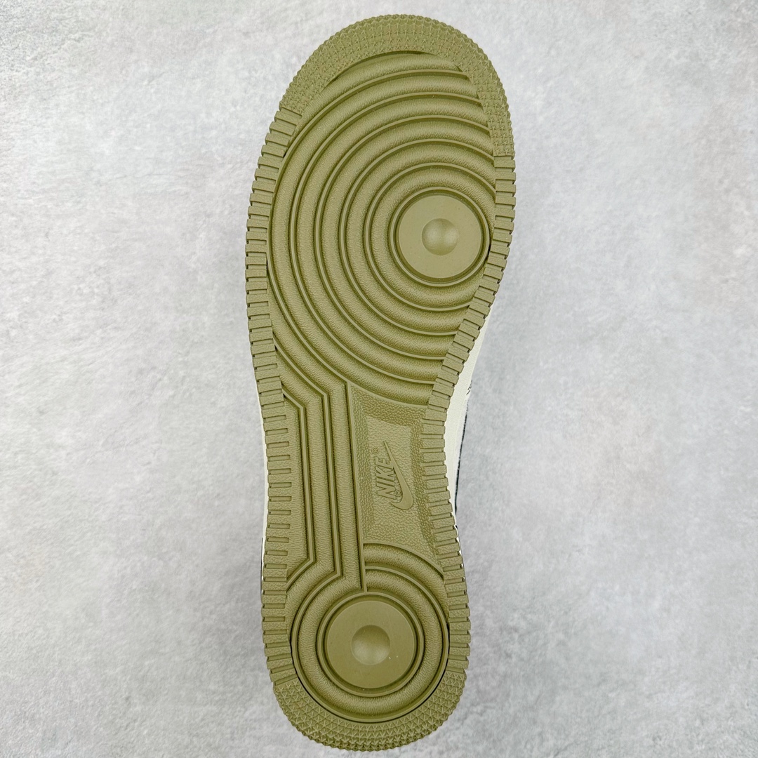 图片[9]-NK Air Force 1´07 Low 空军一号低帮百搭休闲运动板鞋 CH6336-516 柔软、弹性十足的缓震性能和出色的中底设计 横跨复古与现代的外型结合 造就出风靡全球 三十多年的Force 1 直到今天还深受青睐 尺码：36 36.5 37.5 38 38.5 39 40 40.5 41 42 42.5 43 44 44.5 45-选品中心