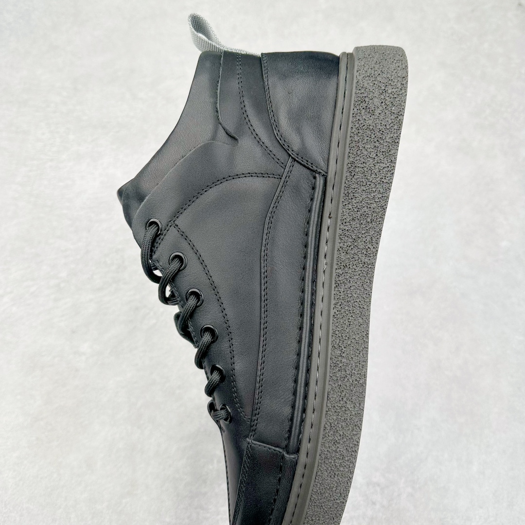 图片[7]-ECCO爱步中高帮男鞋 热门销售款式 城市休闲系列 气质百搭潮酷板鞋 精选牛皮面料 现代品质鞋面设计 纹理自然，细腻柔软 具有良好透气性 舒适保暖 侧前独有LOGO设计 双层牛皮鞋边 坚韧鞋线车边 经典潮流 全新轻量发泡底材与橡胶大底结合 脚感轻盈柔韧 防滑耐磨 抓地力强 时尚潮流休闲 随想假日 尺码：38 39 40 41 42 43 44 皮鞋码-选品中心