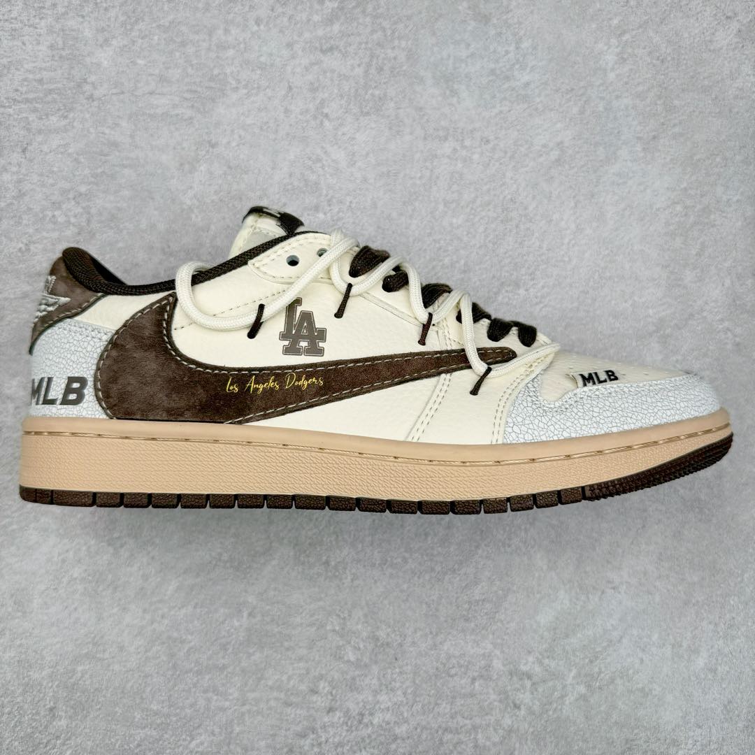 TS x Air Jordan AJ1 Low 倒钩低帮联名定制配色 XS3186-204 原厂内置气垫魔块 A模大底 头层小牛皮 鞋舌AJ原厂专用牛津布+AJ专用反口珍珠布+原厂无杂质高弹内里海棉+特殊封边弹力鞋带 尺码:36 36.5 37.5 38 38.5 39 40 40.5 41 42 42.5 43 44 44.5 45 46 47.5-选品中心