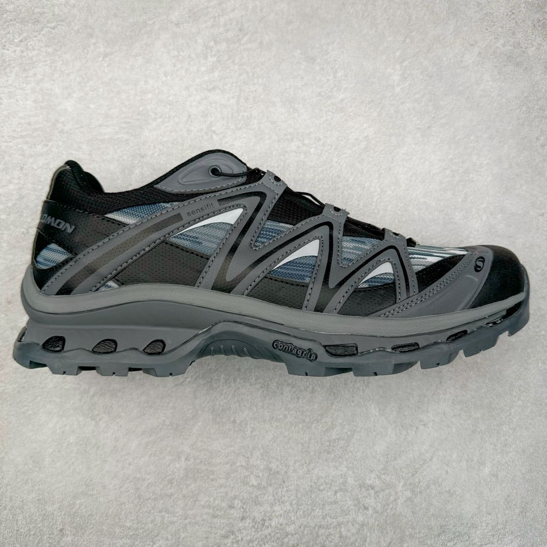＃GD Salomon XT-QUEST ADV 萨洛蒙潮流越野机能户外功能鞋 纯原外贸平台特供订单 耗时半年巨作 全套原纸板楦头开发 原厂特供网布配套加持 确保原汁原味 完美呈现版型 原档数据独家私模五层组合大底 男女鞋同步官方开发至46.5 原装Ortholite轻量化鞋垫 中底布带钢印编号 原厂TPU锁扣 进口港宝加持 后跟自然饱满 还原公司包裹性 基于 SALOMON 初代 XT 鞋身造型并搭载 4D ADVANCED CHASSIS™ 大底打造而成 为这款 XT-QUEST 带来了多项足部控制与保护等功能性 如在运动过程中控制左右晃动的过程而提高稳定性、改善长途越野过程中足中到足尖的过渡、提高感知岩石的精确度以抵抗尖锐物体对脚底的伤害以及采用动态缓冲来增强穿着舒适感 从而减轻疲劳感 使 XT-QUEST 成为一双舒适且安全的户外之履 尺码：36 36.5 37.5 38 38.5 39 40 40.5 41 42 42.5 43 44 44.5 45 46 46.5-选品中心