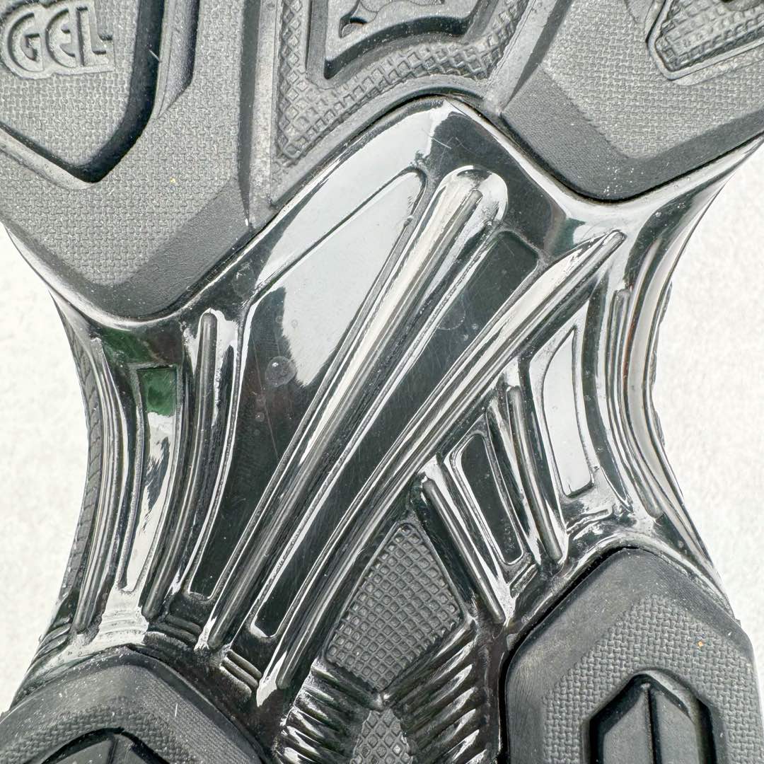 图片[21]-＃PB纯原 Asics Gel-Kayano K14 亚瑟士系列复古舒适织物合成革减震防滑耐磨低帮休闲跑步鞋 内卷时代 纯原品质 真标价格 市场顶级版本 原装纸板楦头开发 独家私模五层组合大底 原厂定制缓震硅胶加持 原盒原配 官方四联吊牌 一比一同步原鞋工艺和用料 鞋面原厂“三明治”多层网布 区别其他同价版本 鞋垫采用原厂OrthoLite欧索莱材质 非普通海玻璃鞋垫 后跟一样采用了GEL缓震胶 整体系列设计非常的科技感 锻炼跑步的同时让你一样时尚百搭 尺码：36 37 37.5 38 39 39.5 40 40.5 41.5 42 42.5 43.5 44 44.5 45-选品中心