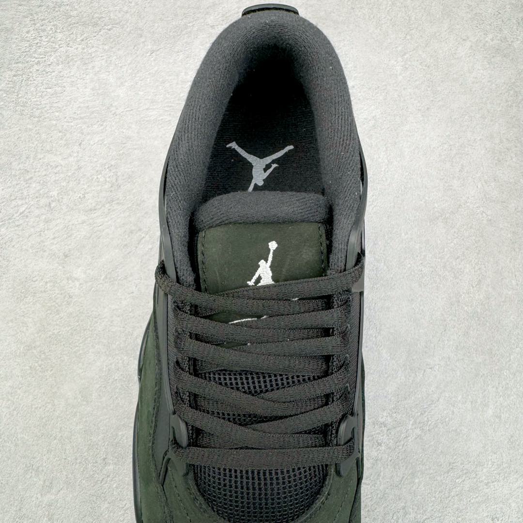 图片[5]-＃KZ纯原 Air Jordan AJ4 RM 重制版低帮复古篮球鞋 黑白 FQ7939-004 亲自操刀耗时半年巨作 全套原纸板楦头开发 确保原汁原味 完美呈现版型 一比一鞋头弧度高度鞋身弧度 原厂TPU 正确内里网布 菱角分明不变形无多余毛边 柔软性质感一致于原鞋 原厂织唛标 原厂飞人电绣工艺 尾指中部跳三针 独家绑鞋带手法 印刷中底布 四线拉帮 米色美纹纸贴合固定 进口港宝加持 后跟自然饱满 全鞋荧光划线卡点 追求极致完美 每一双都是工艺品 多重QC质检 超越公司货的品控标准 实实在在的免检产品 采用了低帮的设计 并保留了众多AJ4的经典元素 鞋身以皮革、麂皮材质拼接打造 AJ4经典的TPU材质延伸至后跟 增强鞋款稳定性 而鞋身侧面的网格设计则被取消 尾部的NIKE AIR标志也得到保留 并同时带有飞人logo 中底部分同样搭载了可视AIR气垫 鞋底采用米白色中底和外底呈现 为整个设计收尾 尺码：36 36.5 37.5 38 38.5 39 40 40.5 41 42 42.5 43 44 44.5 45 46 47.5-选品中心