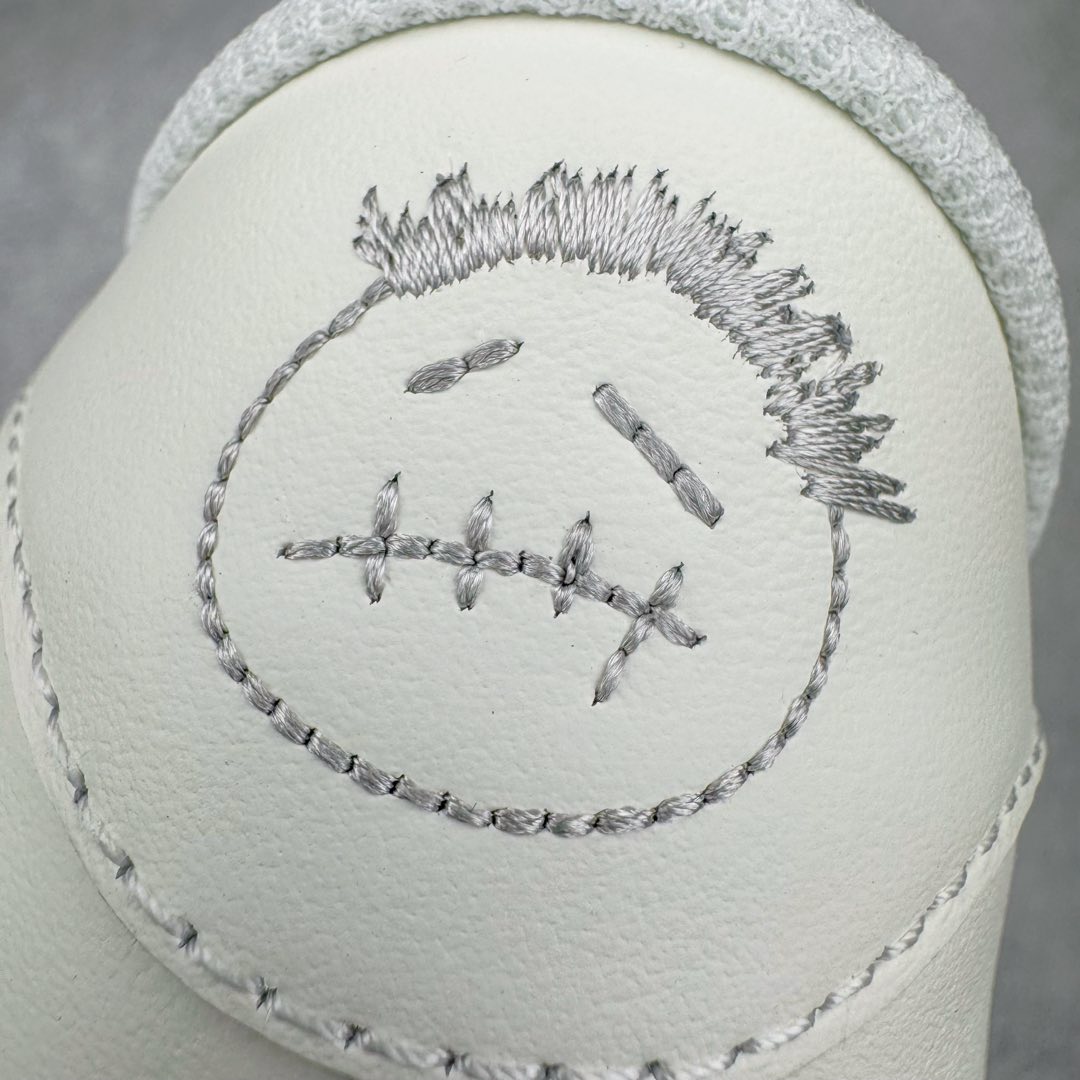 Travis Scott x Air Jordan 1 Low OG SP 'TS' White Sneaker - Limited Edition 18 1734850549 712