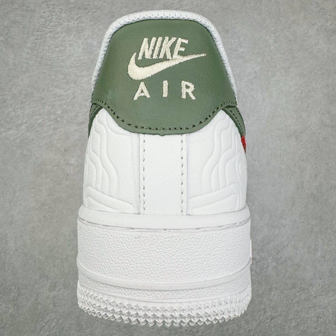 图片[8]-NK Air Force 1´07 Low 空军一号低帮百搭休闲运动板鞋 HV5979-130 柔软、弹性十足的缓震性能和出色的中底设计 横跨复古与现代的外型结合 造就出风靡全球 三十多年的Force 1 直到今天还深受青睐 尺码：36 36.5 37.5 38 38.5 39 40 40.5 41 42 42.5 43 44 44.5 45-选品中心