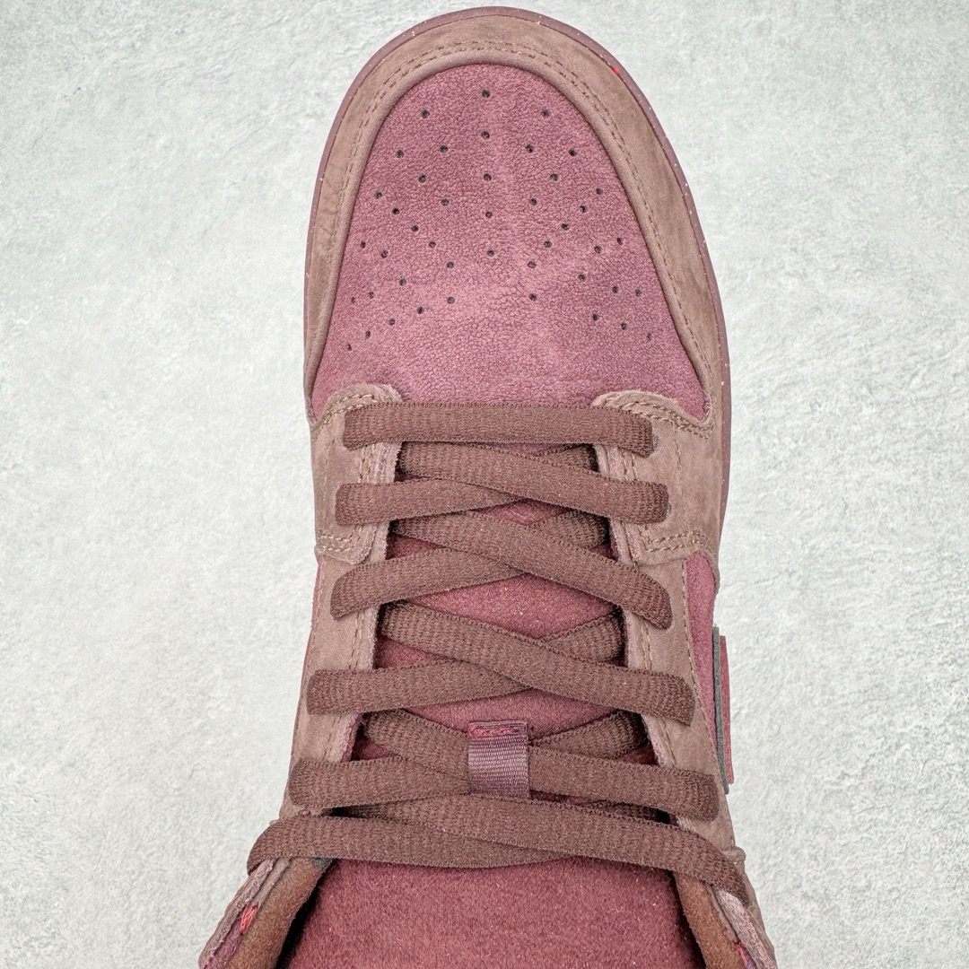 图片[4]-＃AY/GZ纯原福利 NK SB Dunk Low Pro 情人节酒红 FN0619-600 独家原厂航空铝磨具打磨大底 鞋头坡度极致还原 原盒原配 圈内天花板工艺 原厂冲刀 超高清洁度 全鞋零毛边皮料切割 全套原楦原模倾力打造完美版型 采用原厂百宏鞋带以及原厂百宏织唛舌标 内标可供原厂几率过验 原厂中底布黄色点胶 原厂中底布拉帮走线遵循公司 尺码对应库存‼️-选品中心