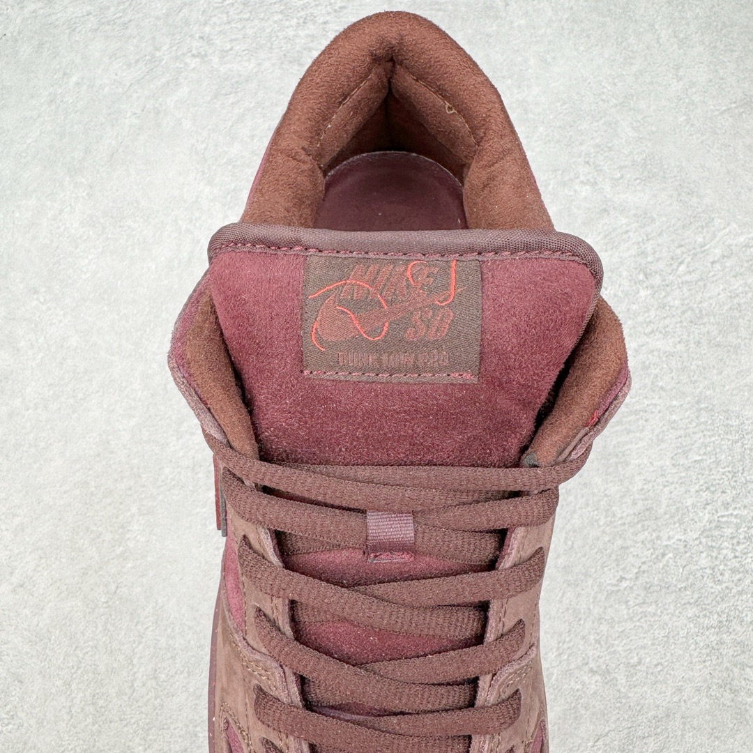 图片[5]-＃AY/GZ纯原福利 NK SB Dunk Low Pro 情人节酒红 FN0619-600 独家原厂航空铝磨具打磨大底 鞋头坡度极致还原 原盒原配 圈内天花板工艺 原厂冲刀 超高清洁度 全鞋零毛边皮料切割 全套原楦原模倾力打造完美版型 采用原厂百宏鞋带以及原厂百宏织唛舌标 内标可供原厂几率过验 原厂中底布黄色点胶 原厂中底布拉帮走线遵循公司 尺码对应库存‼️-选品中心