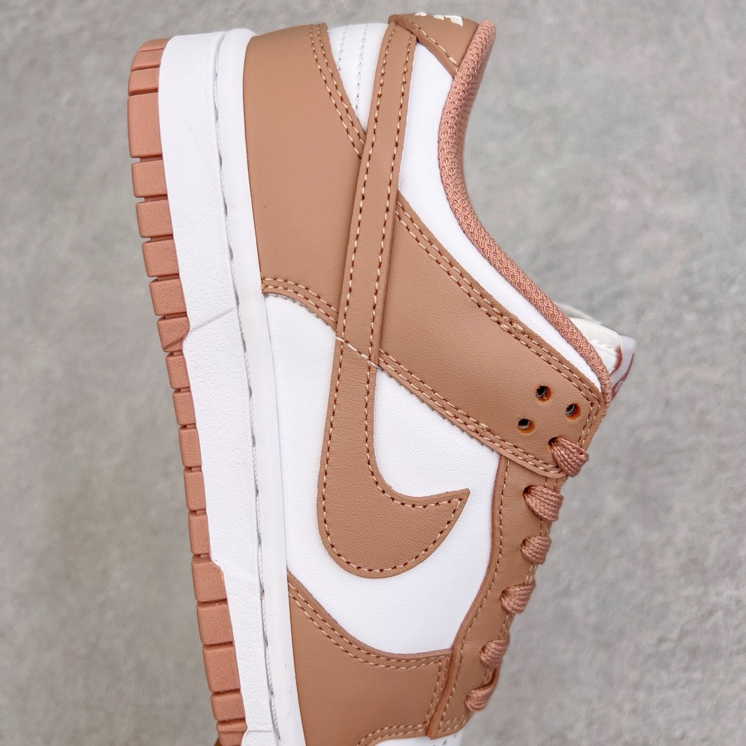 图片[6]-＃AY/GZ纯原福利 NK Dunk Low 玫瑰粉 DD1503-118 独家原厂航空铝磨具打磨大底 鞋头坡度极致还原 原盒原配 圈内天花板工艺 原厂冲刀 超高清洁度 全鞋零毛边皮料切割 全套原楦原模倾力打造完美版型 采用原厂百宏鞋带以及原厂百宏织唛舌标 内标可供原厂几率过验 原厂中底布黄色点胶 原厂中底布拉帮走线遵循公司 尺码对应库存‼️-选品中心