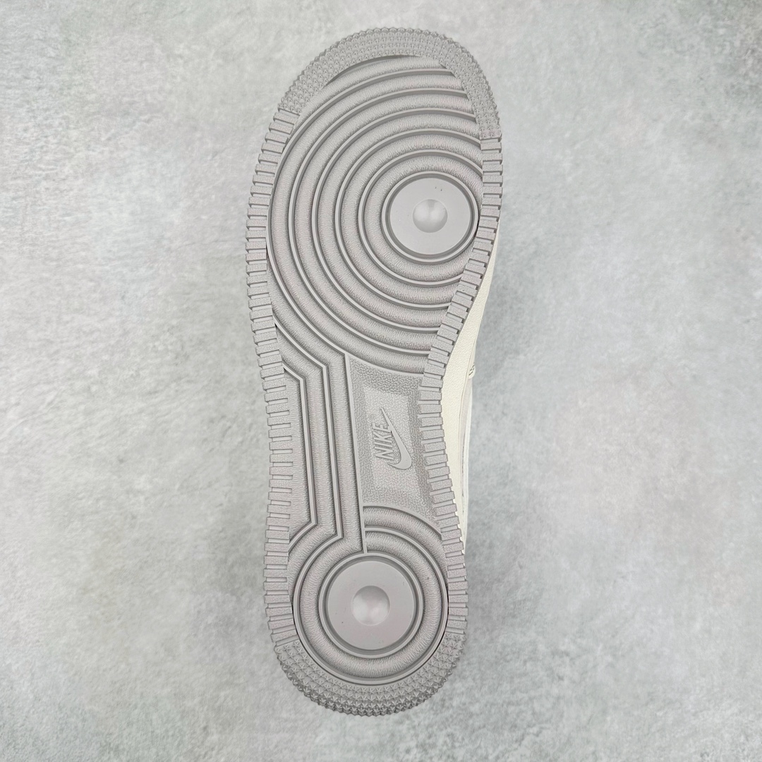 图片[9]-NK Air Force 1´07 Low 空军一号低帮百搭休闲运动板鞋 BB7518-011 柔软、弹性十足的缓震性能和出色的中底设计 横跨复古与现代的外型结合 造就出风靡全球 三十多年的Force 1 直到今天还深受青睐 尺码：36 36.5 37.5 38 38.5 39 40 40.5 41 42 42.5 43 44 44.5 45-选品中心