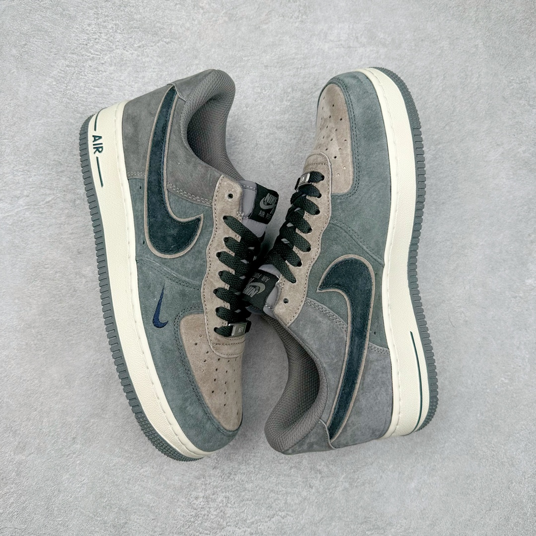 图片[3]-NK Air Force 1´07 Low 空军一号低帮百搭休闲运动板鞋 YD2425-808 柔软、弹性十足的缓震性能和出色的中底设计 横跨复古与现代的外型结合 造就出风靡全球 三十多年的Force 1 直到今天还深受青睐 尺码：36 36.5 37.5 38 38.5 39 40 40.5 41 42 42.5 43 44 44.5 45-选品中心