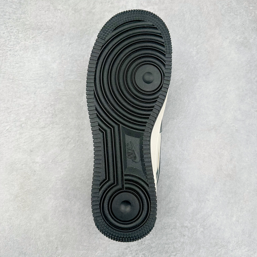 图片[9]-NK Air Force 1´07 Low 空军一号低帮百搭休闲运动板鞋 XZ6188-385 柔软、弹性十足的缓震性能和出色的中底设计 横跨复古与现代的外型结合 造就出风靡全球 三十多年的Force 1 直到今天还深受青睐 尺码：36 36.5 37.5 38 38.5 39 40 40.5 41 42 42.5 43 44 44.5 45-选品中心