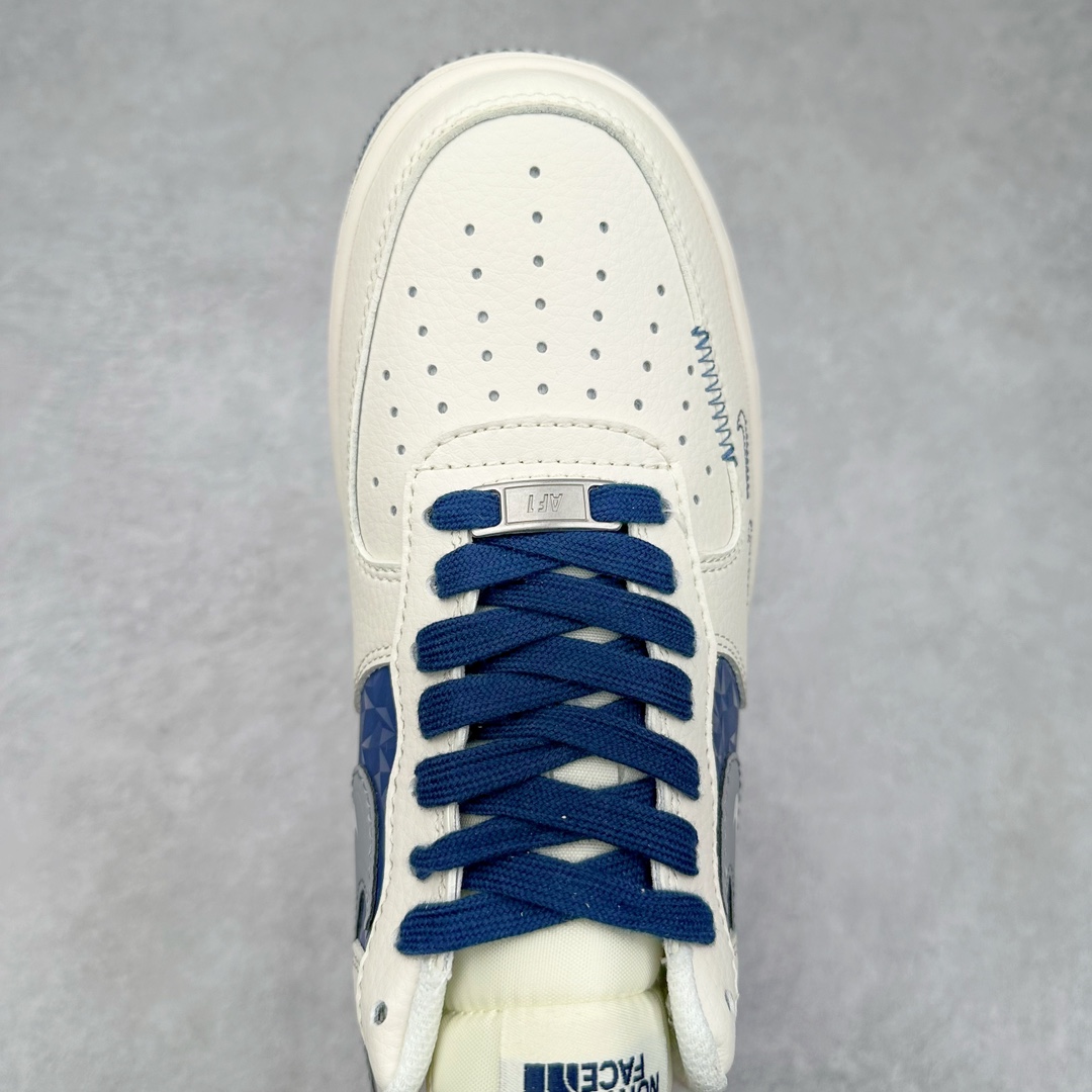 图片[4]-NK Air Force 1´07 Low 空军一号低帮百搭休闲运动板鞋 DM6688-001 柔软、弹性十足的缓震性能和出色的中底设计 横跨复古与现代的外型结合 造就出风靡全球 三十多年的Force 1 直到今天还深受青睐 尺码：36 36.5 37.5 38 38.5 39 40 40.5 41 42 42.5 43 44 44.5 45-选品中心