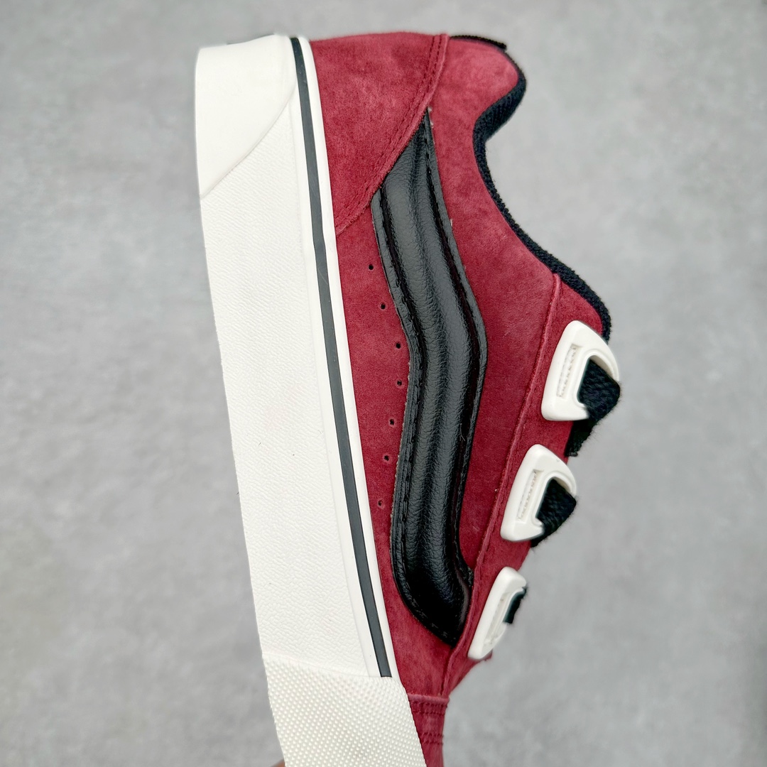 图片[6]-Vans Knu Skool 酒红黑 官方新配色 肥胖版立体大Logo 加厚鞋舌 低帮复古休闲硫化面包鞋 货号：VN000D22ZCF 尺码：35 36 36.5 37 38 38.5 39 40 40.5 41 42 42.5 43 44 45 工艺：硫化1：1（重量1：1、真标、原钢印、材质标、鞋型标、合格证）-选品中心