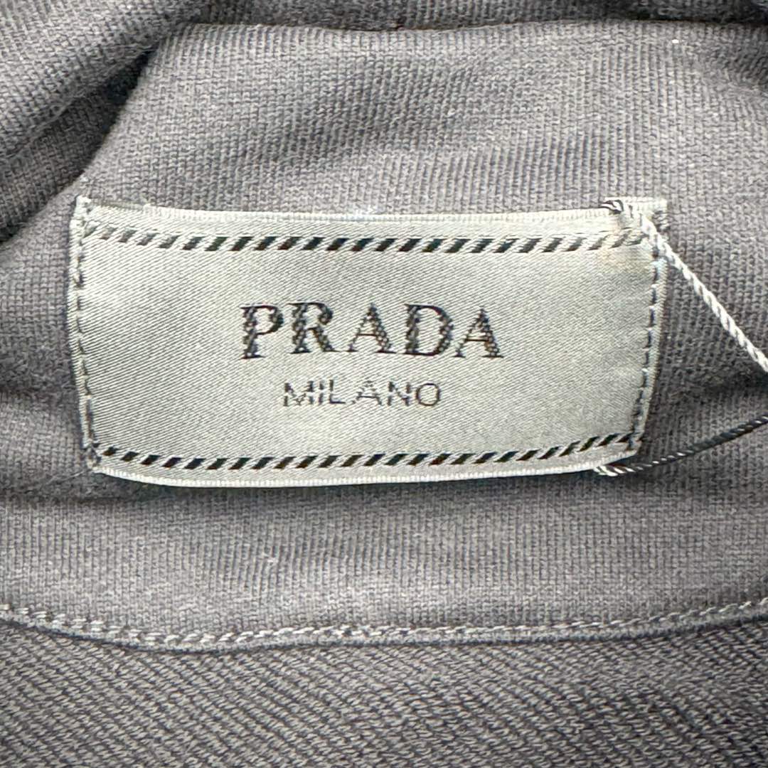 图片[11]-＃GD广顶 PRADA普拉达 FW23 徽标字母连帽抽绳宽松卫衣 面料采用460克双纱长绒棉 拼接prada家经典环保再生尼龙材质 双层帽型 定制抽绳 定制螺纹下摆 领标全部手工缝制 尺码：S M L XL-选品中心