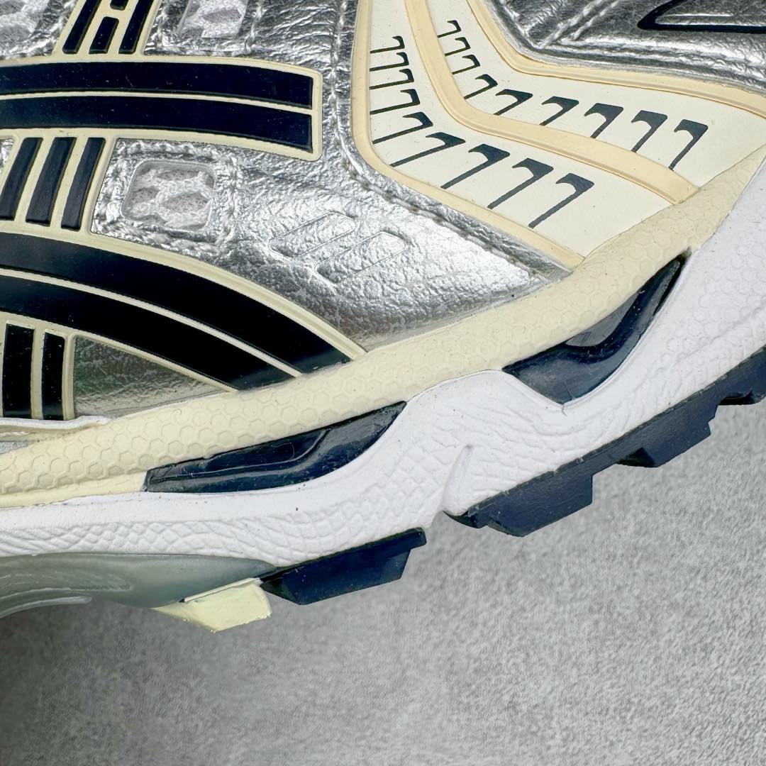 图片[19]-＃PB纯原 Asics Gel-Kayano K14 亚瑟士系列复古舒适织物合成革减震防滑耐磨低帮休闲跑步鞋 内卷时代 纯原品质 真标价格 市场顶级版本 原装纸板楦头开发 独家私模五层组合大底 原厂定制缓震硅胶加持 原盒原配 官方四联吊牌 一比一同步原鞋工艺和用料 鞋面原厂“三明治”多层网布 区别其他同价版本 鞋垫采用原厂OrthoLite欧索莱材质 非普通海玻璃鞋垫 后跟一样采用了GEL缓震胶 整体系列设计非常的科技感 锻炼跑步的同时让你一样时尚百搭 尺码：36 37 37.5 38 39 39.5 40 40.5 41.5 42 42.5 43.5 44 44.5 45-选品中心