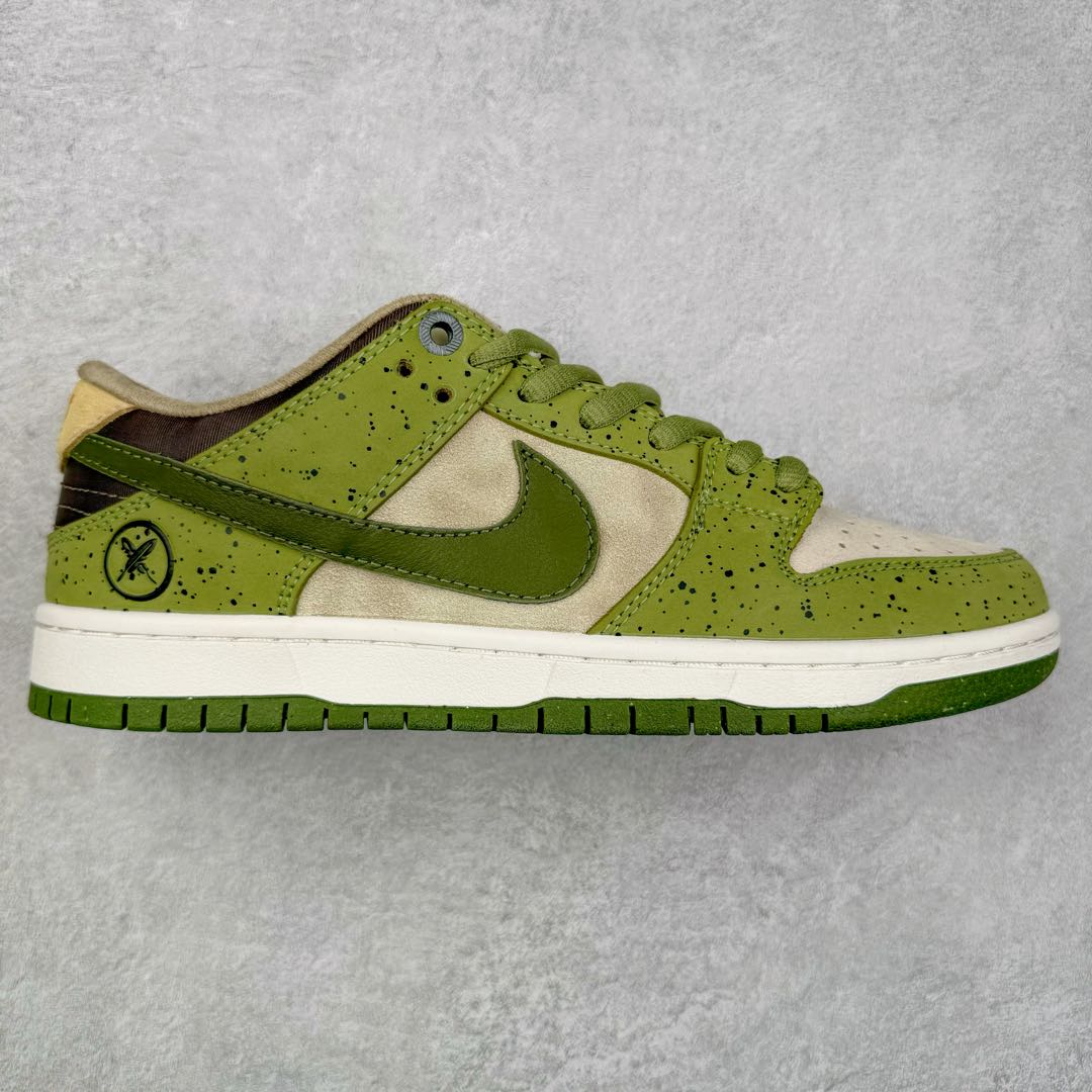 ＃F版Yuto Horigome x NK SB Dunk Low Asparagus 巴黎奥运 羽毛联名2.0 绿色 货号：HF8022-300 性价比王者 极限压缩利润空间 超乎所想的高性价比 用料绝不含糊 原盒原配 正确耐磨橡胶大底 超高清洁度 全鞋零毛边皮料切割 全套原楦原模倾力打造完美版型 尺码：36 36.5 37.5 38 38.5 39 40 40.5 41 42 42.5 43 44 44.5 45 46 47.5-选品中心