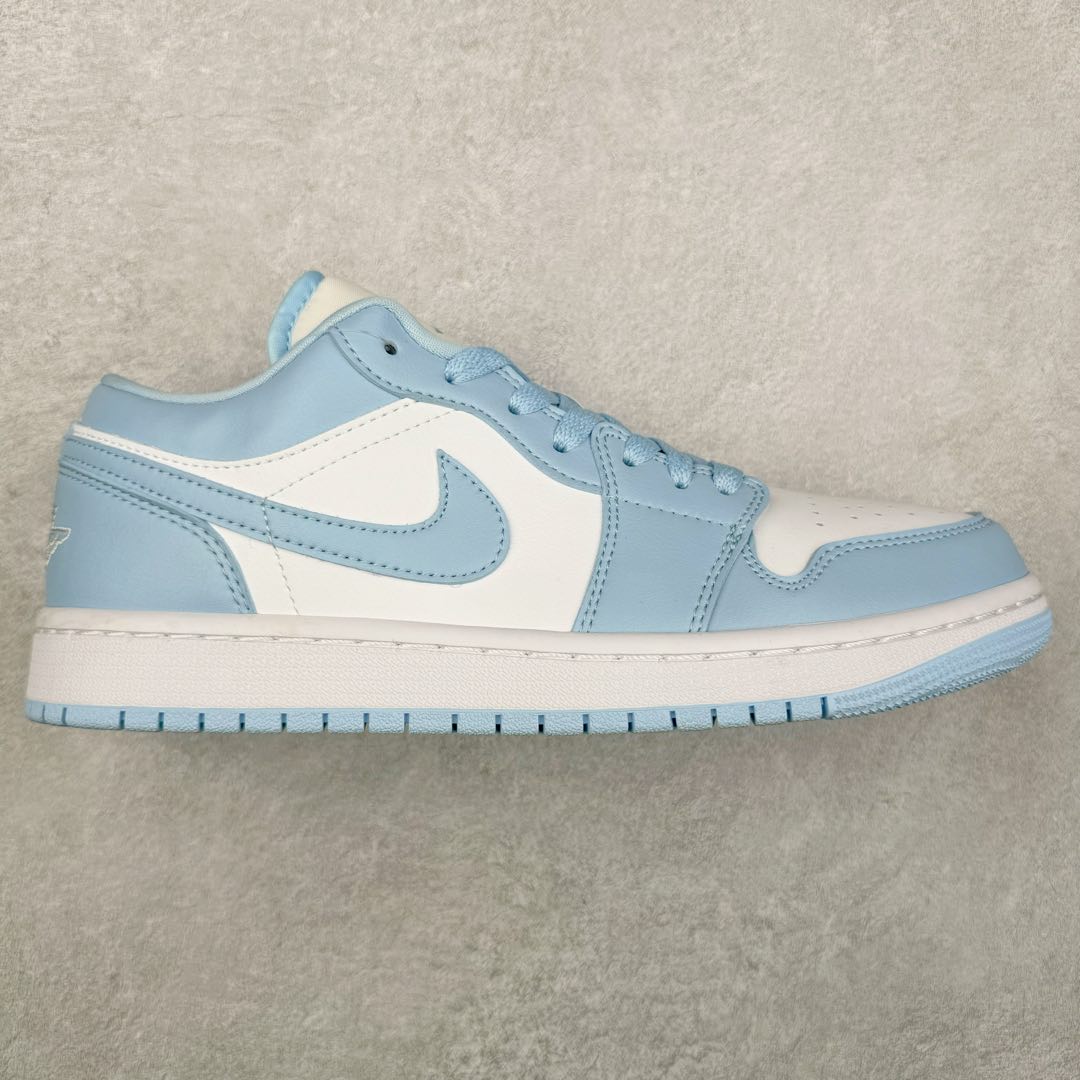 ＃纯原福利特价 Air Jordan AJ1 Low 低帮系列 百分百全新货品 零氧化发霉 给足利润空间操作 超乎所想的高性价比 原装楦头纸板开发 完美鞋型 超高清洁度 鞋型不臃肿别扭 原厂内置全掌气垫 A模大底 鞋舌AJ原厂专用牛津布 AJ专用反口珍珠布 原厂无杂质高弹内里海棉 特殊封边弹力鞋带 原鞋开模 拒绝公底 购置公司同步原材料 都有细节原汁原味 忠于原版 尺码：36 36.5 37.5 38 38.5 39 40 40.5 41 42 42.5 43 44 44.5 45 46-选品中心