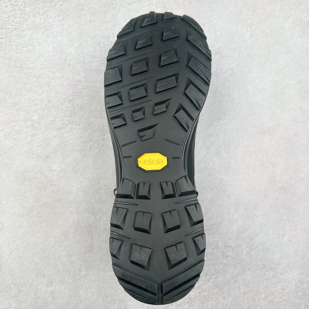 图片[9]-＃HP Arcteryx Aerios Fl 2 Mid Gtx 始祖鸟户外防水透气中帮徒步登山鞋 Arcteryx中文名始祖鸟 加拿大户外服饰品牌 1989年创立于加拿大温哥华 始祖鸟来自加拿大海岸山脉 植根高山的专业户外品牌 始终秉承对精湛设计和工艺孜孜以求的准则 从1989年创立至今 Arcteryx始终不断在产品设计与做工上不惜工本 以满足始祖鸟的标准 品质、设计以及精简的理念造就了其良好的性能 并能满足严苛环境下的使用需求 尺码：39 40 41 42 43 44 45-选品中心