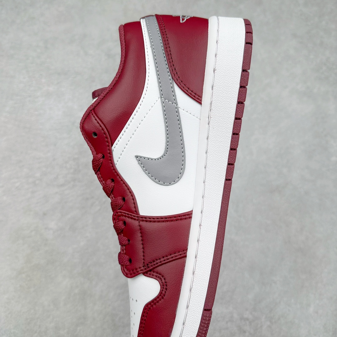 图片[7]-＃纯原福利特价 Air Jordan AJ1 Low 低帮系列 百分百全新货品 零氧化发霉 给足利润空间操作 超乎所想的高性价比 原装楦头纸板开发 完美鞋型 超高清洁度 鞋型不臃肿别扭 原厂内置全掌气垫 A模大底 鞋舌AJ原厂专用牛津布 AJ专用反口珍珠布 原厂无杂质高弹内里海棉 特殊封边弹力鞋带 原鞋开模 拒绝公底 购置公司同步原材料 都有细节原汁原味 忠于原版 尺码：36 36.5 37.5 38 38.5 39 40 40.5 41 42 42.5 43 44 44.5 45 46-选品中心