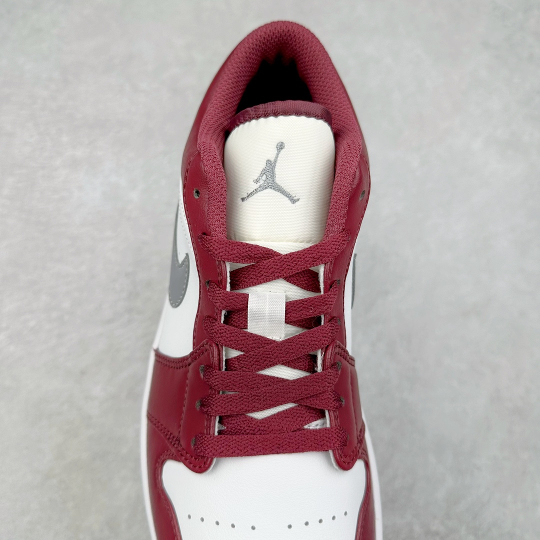 图片[5]-＃纯原福利特价 Air Jordan AJ1 Low 低帮系列 百分百全新货品 零氧化发霉 给足利润空间操作 超乎所想的高性价比 原装楦头纸板开发 完美鞋型 超高清洁度 鞋型不臃肿别扭 原厂内置全掌气垫 A模大底 鞋舌AJ原厂专用牛津布 AJ专用反口珍珠布 原厂无杂质高弹内里海棉 特殊封边弹力鞋带 原鞋开模 拒绝公底 购置公司同步原材料 都有细节原汁原味 忠于原版 尺码：36 36.5 37.5 38 38.5 39 40 40.5 41 42 42.5 43 44 44.5 45 46-选品中心