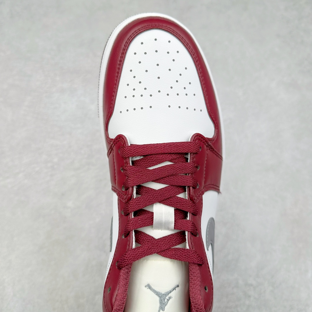 图片[4]-＃纯原福利特价 Air Jordan AJ1 Low 低帮系列 百分百全新货品 零氧化发霉 给足利润空间操作 超乎所想的高性价比 原装楦头纸板开发 完美鞋型 超高清洁度 鞋型不臃肿别扭 原厂内置全掌气垫 A模大底 鞋舌AJ原厂专用牛津布 AJ专用反口珍珠布 原厂无杂质高弹内里海棉 特殊封边弹力鞋带 原鞋开模 拒绝公底 购置公司同步原材料 都有细节原汁原味 忠于原版 尺码：36 36.5 37.5 38 38.5 39 40 40.5 41 42 42.5 43 44 44.5 45 46-选品中心
