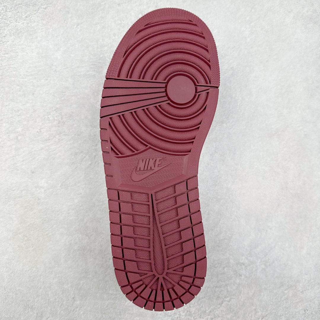 图片[9]-＃纯原福利特价 Air Jordan AJ1 Low 低帮系列 百分百全新货品 零氧化发霉 给足利润空间操作 超乎所想的高性价比 原装楦头纸板开发 完美鞋型 超高清洁度 鞋型不臃肿别扭 原厂内置全掌气垫 A模大底 鞋舌AJ原厂专用牛津布 AJ专用反口珍珠布 原厂无杂质高弹内里海棉 特殊封边弹力鞋带 原鞋开模 拒绝公底 购置公司同步原材料 都有细节原汁原味 忠于原版 尺码：36 36.5 37.5 38 38.5 39 40 40.5 41 42 42.5 43 44 44.5 45 46-选品中心