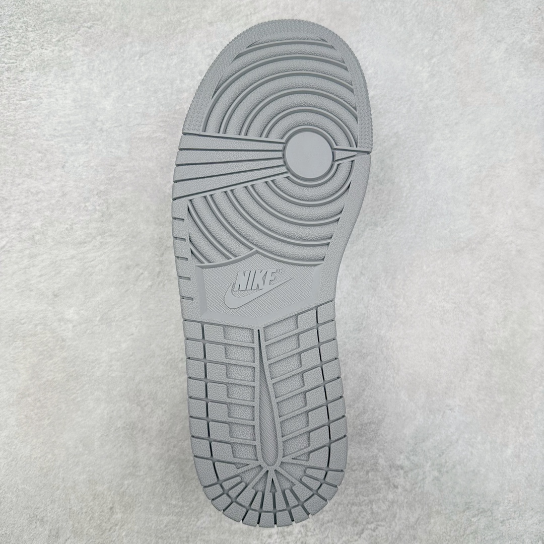 图片[9]-＃纯原福利特价 Air Jordan AJ1 Low 低帮系列 百分百全新货品 零氧化发霉 给足利润空间操作 超乎所想的高性价比 原装楦头纸板开发 完美鞋型 超高清洁度 鞋型不臃肿别扭 原厂内置全掌气垫 A模大底 鞋舌AJ原厂专用牛津布 AJ专用反口珍珠布 原厂无杂质高弹内里海棉 特殊封边弹力鞋带 原鞋开模 拒绝公底 购置公司同步原材料 都有细节原汁原味 忠于原版 尺码：36 36.5 37.5 38 38.5 39 40 40.5 41 42 42.5 43 44 44.5 45 46-选品中心