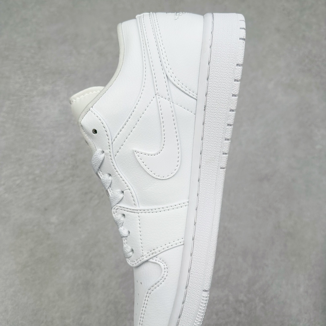 图片[7]-＃纯原福利特价 Air Jordan AJ1 Low 低帮系列 百分百全新货品 零氧化发霉 给足利润空间操作 超乎所想的高性价比 原装楦头纸板开发 完美鞋型 超高清洁度 鞋型不臃肿别扭 原厂内置全掌气垫 A模大底 鞋舌AJ原厂专用牛津布 AJ专用反口珍珠布 原厂无杂质高弹内里海棉 特殊封边弹力鞋带 原鞋开模 拒绝公底 购置公司同步原材料 都有细节原汁原味 忠于原版 尺码：36 36.5 37.5 38 38.5 39 40 40.5 41 42 42.5 43 44 44.5 45 46-选品中心