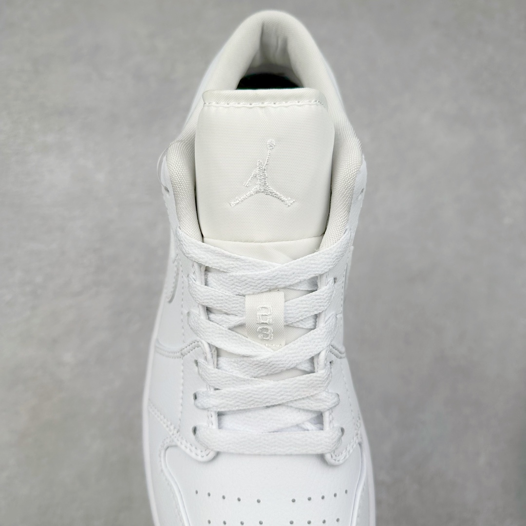 图片[5]-＃纯原福利特价 Air Jordan AJ1 Low 低帮系列 百分百全新货品 零氧化发霉 给足利润空间操作 超乎所想的高性价比 原装楦头纸板开发 完美鞋型 超高清洁度 鞋型不臃肿别扭 原厂内置全掌气垫 A模大底 鞋舌AJ原厂专用牛津布 AJ专用反口珍珠布 原厂无杂质高弹内里海棉 特殊封边弹力鞋带 原鞋开模 拒绝公底 购置公司同步原材料 都有细节原汁原味 忠于原版 尺码：36 36.5 37.5 38 38.5 39 40 40.5 41 42 42.5 43 44 44.5 45 46-选品中心
