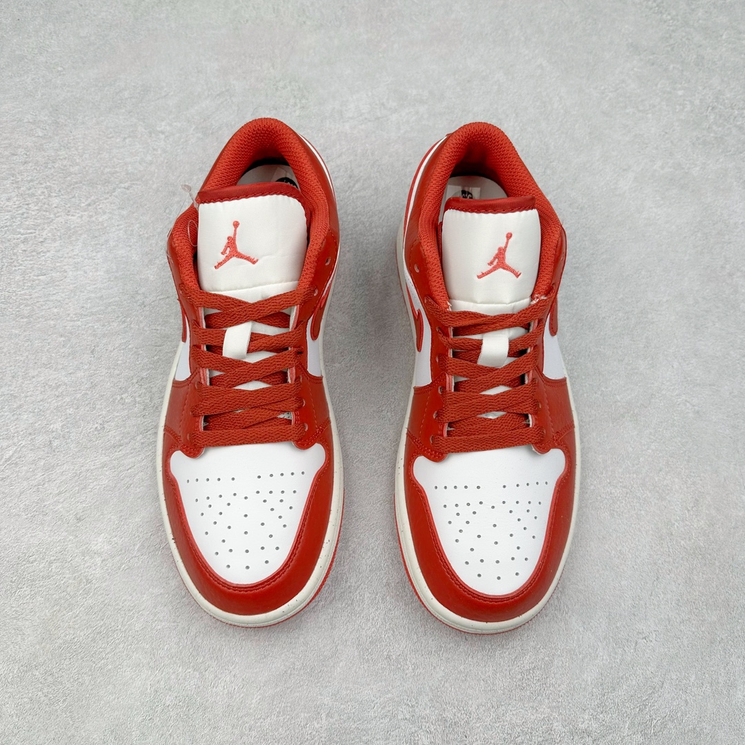 图片[2]-＃纯原福利特价 Air Jordan AJ1 Low 低帮系列 百分百全新货品 零氧化发霉 给足利润空间操作 超乎所想的高性价比 原装楦头纸板开发 完美鞋型 超高清洁度 鞋型不臃肿别扭 原厂内置全掌气垫 A模大底 鞋舌AJ原厂专用牛津布 AJ专用反口珍珠布 原厂无杂质高弹内里海棉 特殊封边弹力鞋带 原鞋开模 拒绝公底 购置公司同步原材料 都有细节原汁原味 忠于原版 尺码：36 36.5 37.5 38 38.5 39 40 40.5 41 42 42.5 43 44 44.5 45 46-选品中心