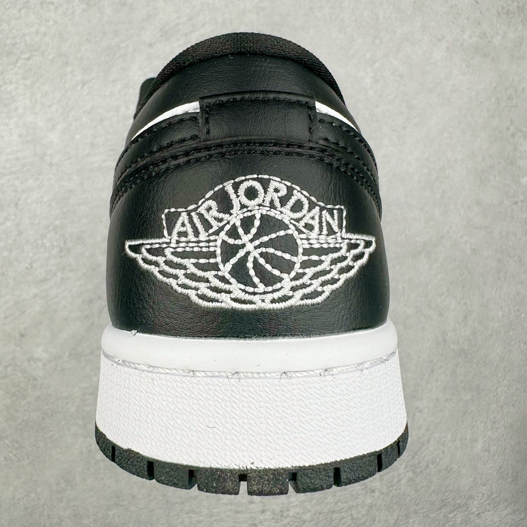 图片[8]-＃纯原福利特价 Air Jordan AJ1 Low 低帮系列 百分百全新货品 零氧化发霉 给足利润空间操作 超乎所想的高性价比 原装楦头纸板开发 完美鞋型 超高清洁度 鞋型不臃肿别扭 原厂内置全掌气垫 A模大底 鞋舌AJ原厂专用牛津布 AJ专用反口珍珠布 原厂无杂质高弹内里海棉 特殊封边弹力鞋带 原鞋开模 拒绝公底 购置公司同步原材料 都有细节原汁原味 忠于原版 尺码：36 36.5 37.5 38 38.5 39 40 40.5 41 42 42.5 43 44 44.5 45 46-选品中心