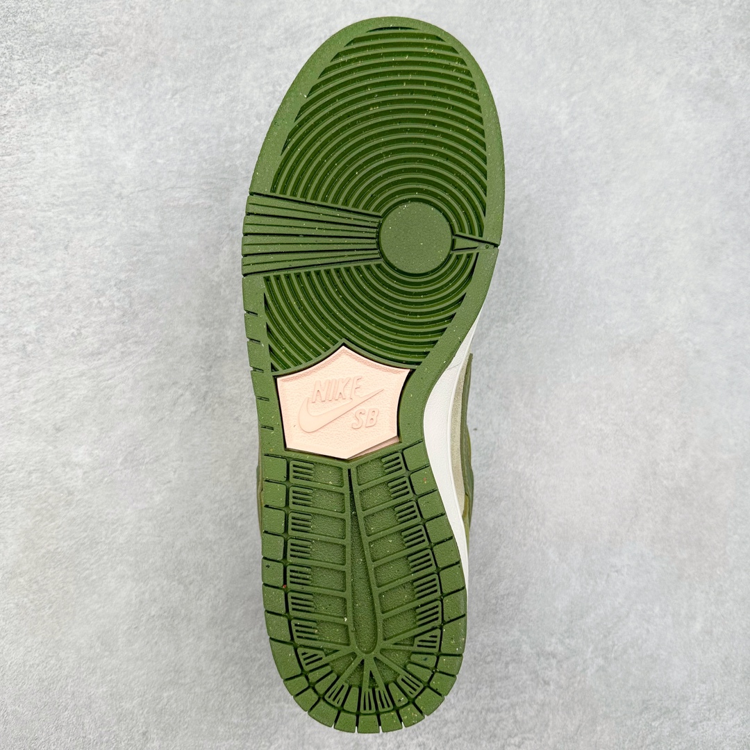 图片[9]-＃F版Yuto Horigome x NK SB Dunk Low Asparagus 巴黎奥运 羽毛联名2.0 绿色 货号：HF8022-300 性价比王者 极限压缩利润空间 超乎所想的高性价比 用料绝不含糊 原盒原配 正确耐磨橡胶大底 超高清洁度 全鞋零毛边皮料切割 全套原楦原模倾力打造完美版型 尺码：36 36.5 37.5 38 38.5 39 40 40.5 41 42 42.5 43 44 44.5 45 46 47.5-选品中心