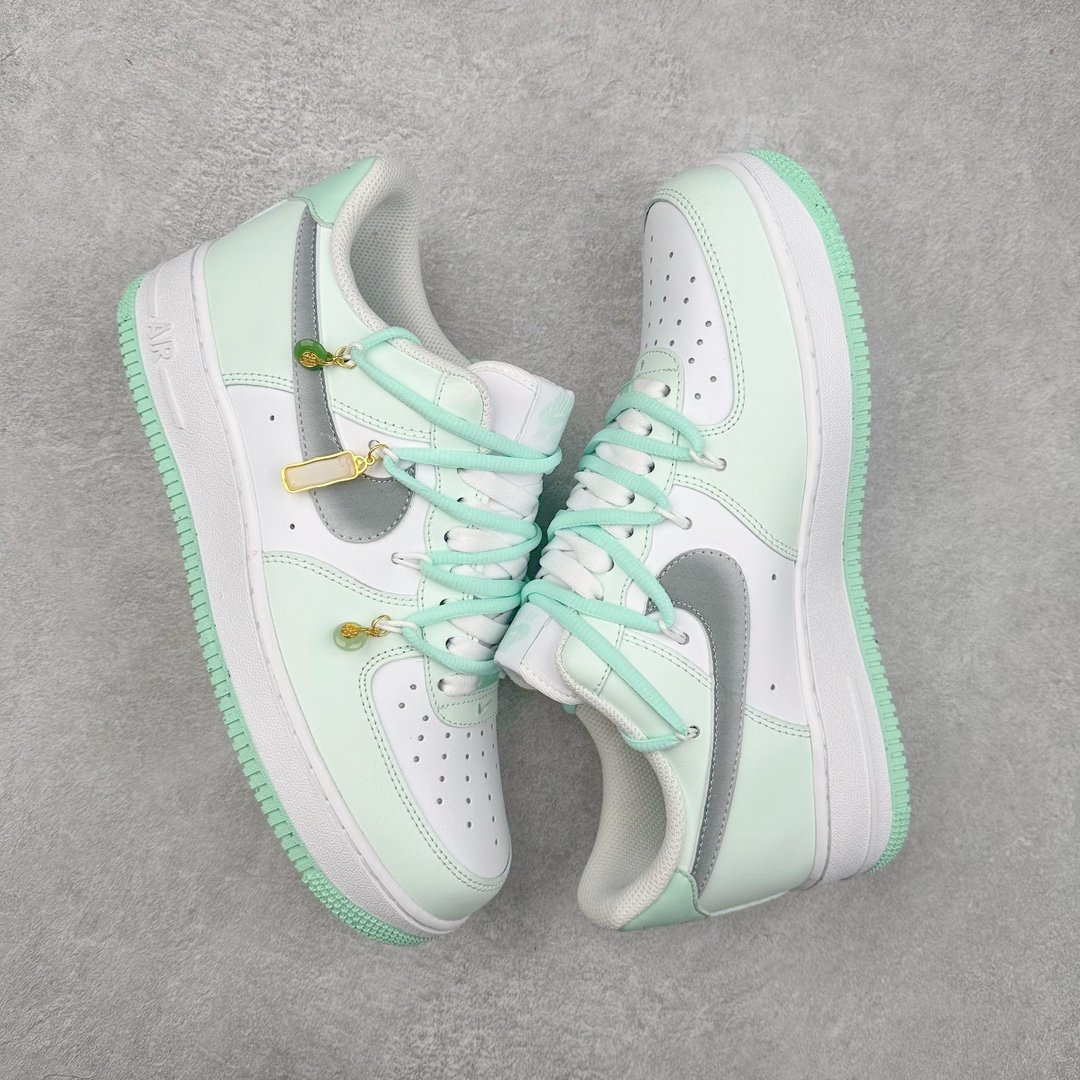 图片[3]-NK Air Force 1´07 Low 空军一号低帮百搭休闲运动板鞋XV7981-476 柔软、弹性十足的缓震性能和出色的中底设计 横跨复古与现代的外型结合 造就出风靡全球 三十多年的Force 1 直到今天还深受青睐 尺码：36 36.5 37.5 38 38.5 39 40 40.5 41 42 42.5 43 44 44.5 45-选品中心