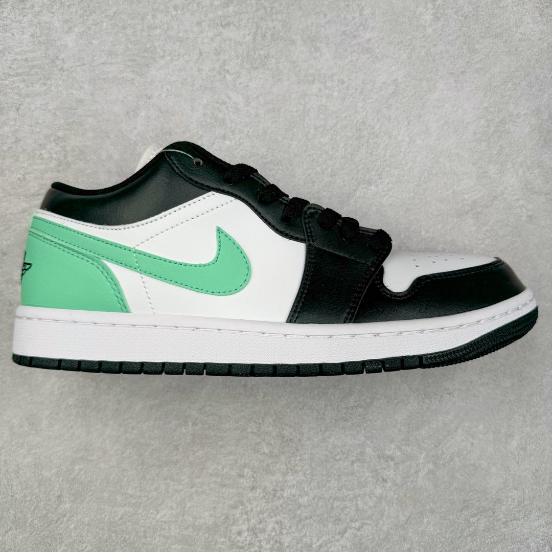 图片[2]-＃纯原福利特价 Air Jordan AJ1 Low 低帮系列 百分百全新货品 零氧化发霉 给足利润空间操作 超乎所想的高性价比 原装楦头纸板开发 完美鞋型 超高清洁度 鞋型不臃肿别扭 原厂内置全掌气垫 A模大底 鞋舌AJ原厂专用牛津布 AJ专用反口珍珠布 原厂无杂质高弹内里海棉 特殊封边弹力鞋带 原鞋开模 拒绝公底 购置公司同步原材料 都有细节原汁原味 忠于原版 尺码：36 36.5 37.5 38 38.5 39 40 40.5 41 42 42.5 43 44 44.5 45 46-选品中心