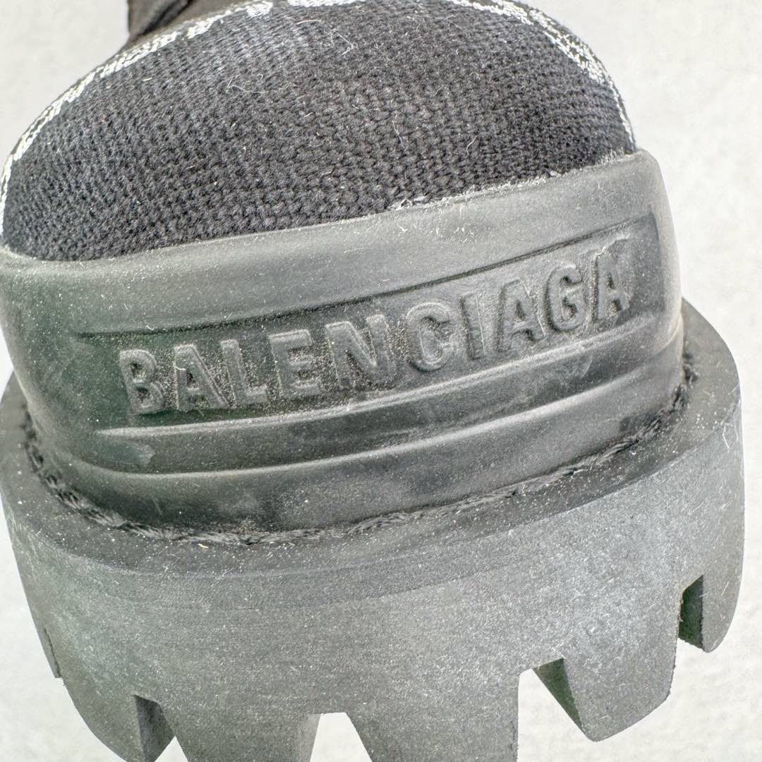 图片[12]-＃GD广顶 Balenciaga Strike 巴黎世家厚底马丁靴休闲军靴德比靴鞋 原版购入开发 做货 极致做旧 巴黎世家做旧的款式百分之90都是好看的 这双靴子也不例外 破旧风格 双层材质 外层粗帆布做了磨损和褪色处理 内层做了透气网状里布 比较惊艳的是鞋底和鞋侧橡胶 原版定制进口做旧帆布 原版进口透气网里 原版开模橡胶大底 增高底厚5CM超显大长腿NCC 尺码： 39 40 41 42 43 44 45-选品中心