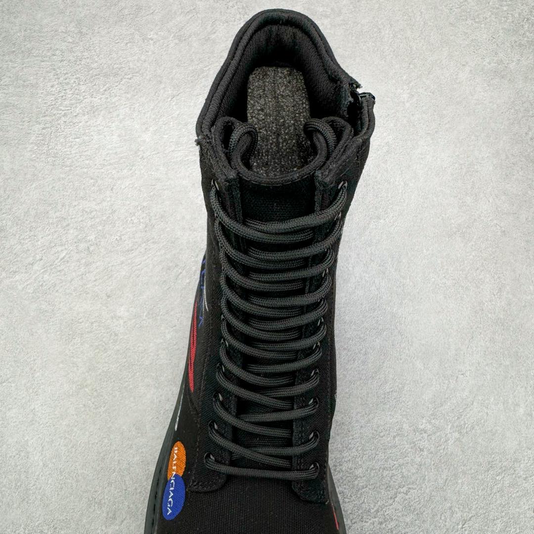 图片[5]-＃GD广顶 Balenciaga Strike 巴黎世家厚底马丁靴休闲军靴德比靴鞋 原版购入开发 做货 极致做旧 巴黎世家做旧的款式百分之90都是好看的 这双靴子也不例外 破旧风格 双层材质 外层粗帆布做了磨损和褪色处理 内层做了透气网状里布 比较惊艳的是鞋底和鞋侧橡胶 原版定制进口做旧帆布 原版进口透气网里 原版开模橡胶大底 增高底厚5CM超显大长腿NCC 尺码： 39 40 41 42 43 44 45-选品中心