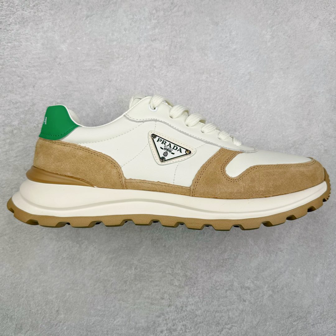 PRADA普拉达 厚底徽标系带运动休闲男鞋系列 广东大厂品质 专柜同步 大气个性更潮更抢眼更追求档次，它将颠覆旧念，与您共度时尚潮人必备! 面料采用原版进口小牛皮 牛皮内里垫脚 橡胶发泡大底 轻便防滑耐磨 脚感舒适 款式耐看做工精细 配以简洁利落的鞋楦 彰显男人的果敢和硬朗 尺码：39-44（皮鞋码）-选品中心