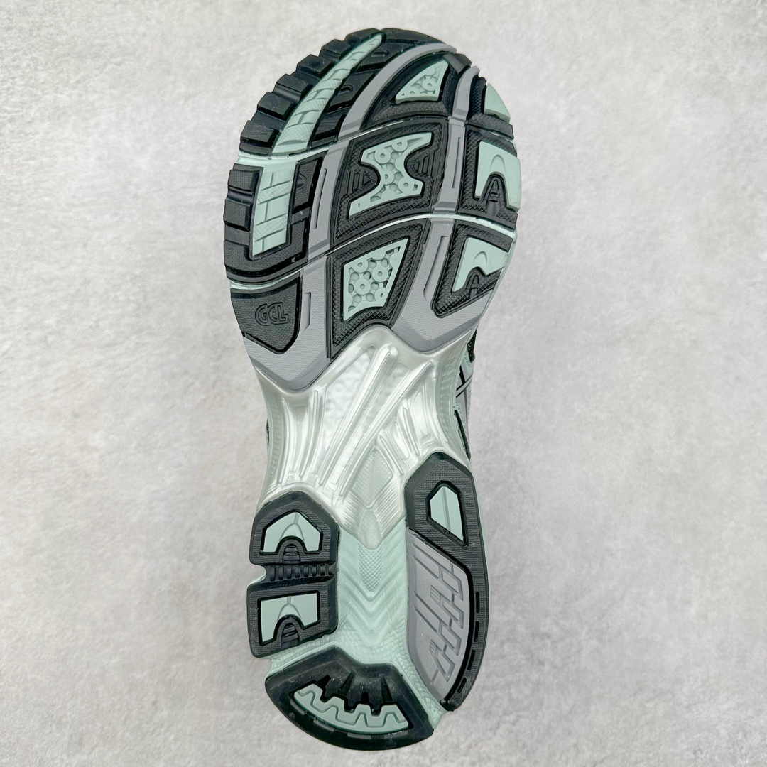 图片[9]-ASICS Gel-Nimbus 10.1 亚瑟士雨云10.1代系列轻量缓震休闲运动跑步鞋 近年来，运动鞋市场迎来了一个新的设计潮流：通过融合艺术与技术，赋予运动鞋更多的时尚元素和创新设计。作为市场中的领导者之一，ASICS（亚瑟士）一向以其技术创新和卓越的鞋款设计著称。而另一个前卫的实验鞋类品牌EMPTY BEHAVIOR，以其非凡的创意和探索，尤其对未来主义和非传统材料的热情撞击，从业界中脱颖而出。两者的合作，以推出特别版的GEL-NIMBUS™ 10.1鞋款——主题为“EVEN MY SHOE IS ART”为标志，为运动鞋设计涉入一个全新的高度。尺码：36 37 37.5 38 39 39.5 40.5 41.5 42 42.5 43.5 44 44.5 45-选品中心