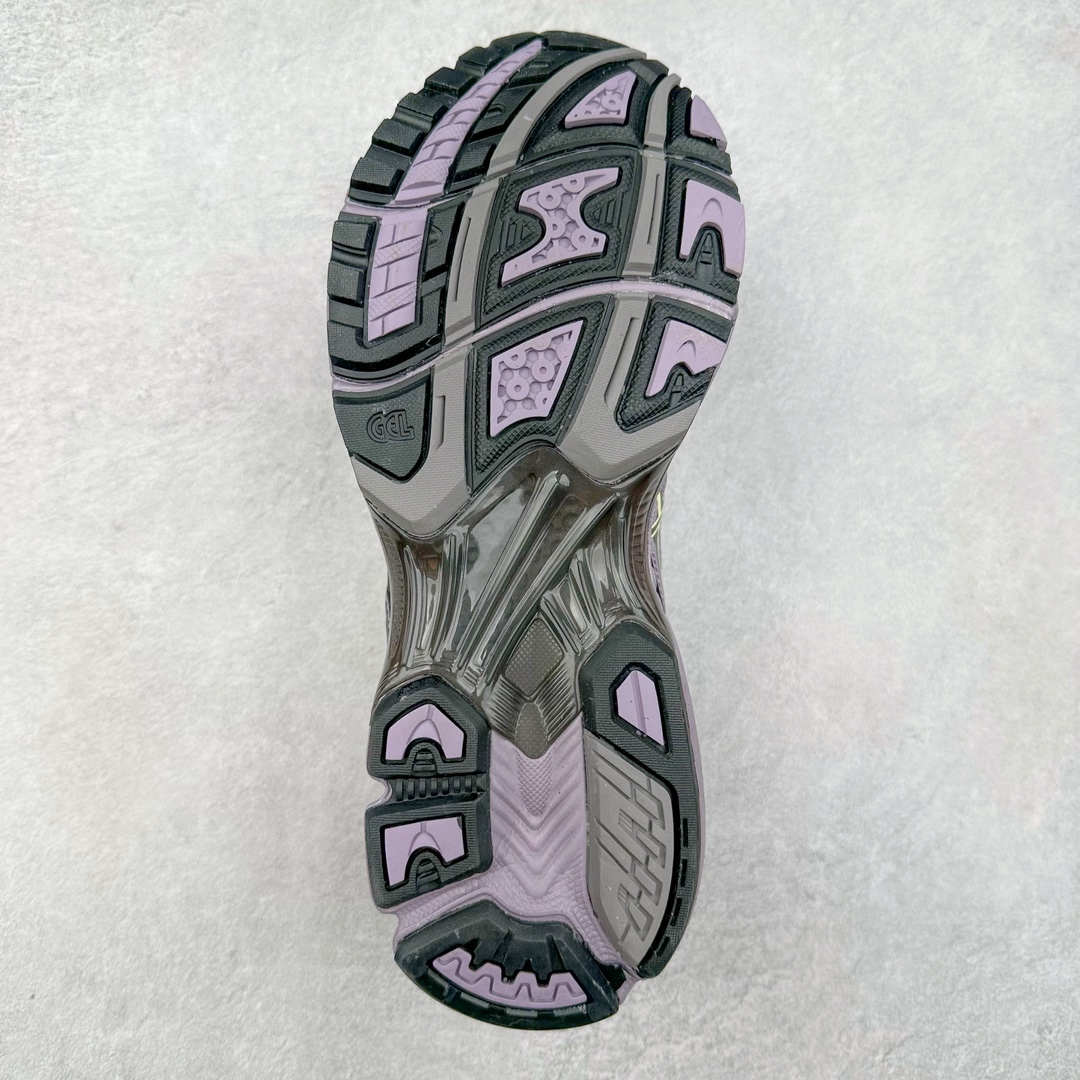 图片[9]-ASICS Gel-Nimbus 10.1 亚瑟士雨云10.1代系列轻量缓震休闲运动跑步鞋 近年来，运动鞋市场迎来了一个新的设计潮流：通过融合艺术与技术，赋予运动鞋更多的时尚元素和创新设计。作为市场中的领导者之一，ASICS（亚瑟士）一向以其技术创新和卓越的鞋款设计著称。而另一个前卫的实验鞋类品牌EMPTY BEHAVIOR，以其非凡的创意和探索，尤其对未来主义和非传统材料的热情撞击，从业界中脱颖而出。两者的合作，以推出特别版的GEL-NIMBUS™ 10.1鞋款——主题为“EVEN MY SHOE IS ART”为标志，为运动鞋设计涉入一个全新的高度。尺码：36 37 37.5 38 39 39.5 40.5 41.5 42 42.5 43.5 44 44.5 45-选品中心