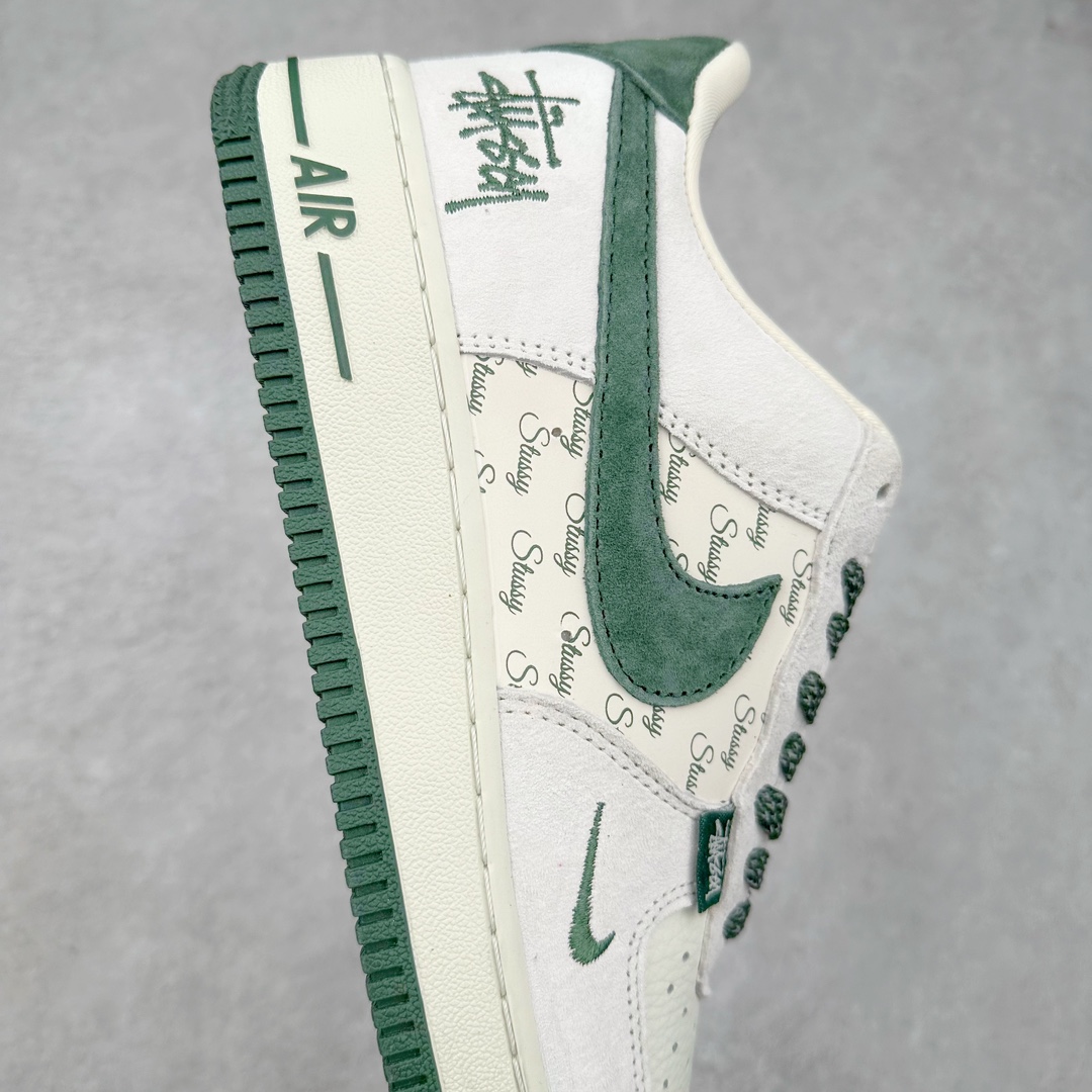 图片[6]-NK Air Force 1´07 Low 空军一号低帮百搭休闲运动板鞋 CH6336-511 柔软、弹性十足的缓震性能和出色的中底设计 横跨复古与现代的外型结合 造就出风靡全球 三十多年的Force 1 直到今天还深受青睐 尺码：36 36.5 37.5 38 38.5 39 40 40.5 41 42 42.5 43 44 44.5 45-选品中心