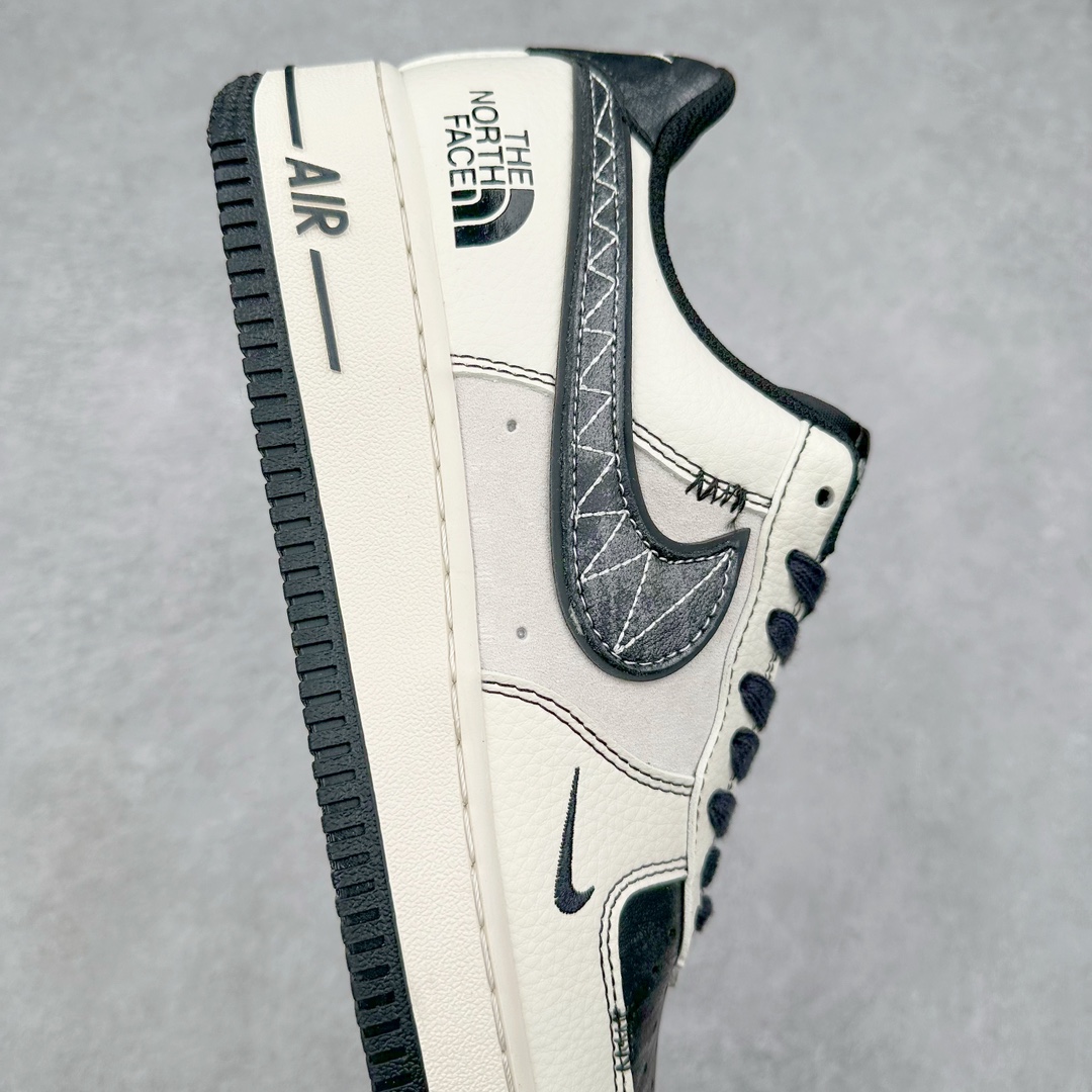 图片[6]-NK Air Force 1´07 Low 空军一号低帮百搭休闲运动板鞋 DM6688-005 柔软、弹性十足的缓震性能和出色的中底设计 横跨复古与现代的外型结合 造就出风靡全球 三十多年的Force 1 直到今天还深受青睐 尺码：36 36.5 37.5 38 38.5 39 40 40.5 41 42 42.5 43 44 44.5 45-选品中心