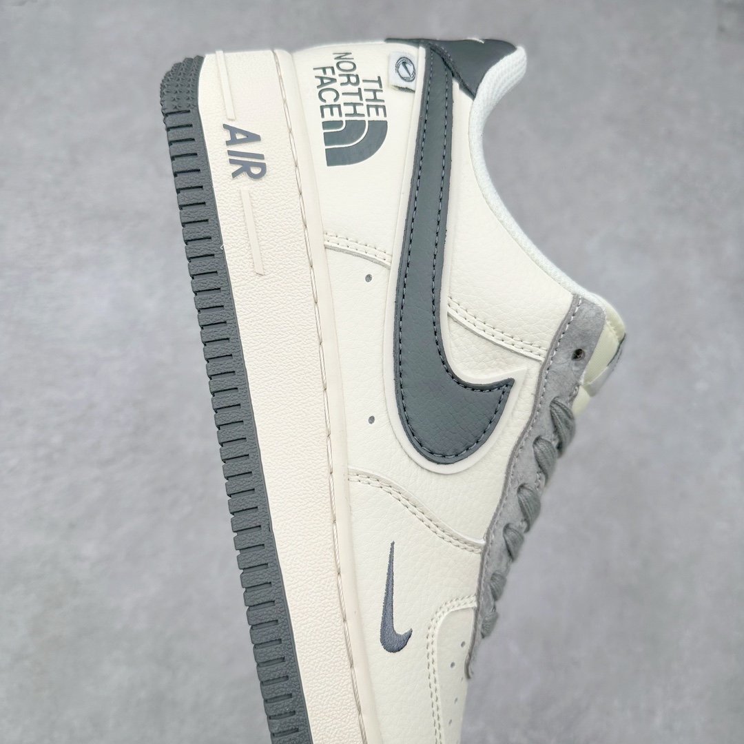 图片[6]-NK Air Force 1´07 Low 空军一号低帮百搭休闲运动板鞋 XZ6188-191 柔软、弹性十足的缓震性能和出色的中底设计 横跨复古与现代的外型结合 造就出风靡全球 三十多年的Force 1 直到今天还深受青睐 尺码：36 36.5 37.5 38 38.5 39 40 40.5 41 42 42.5 43 44 44.5 45-选品中心