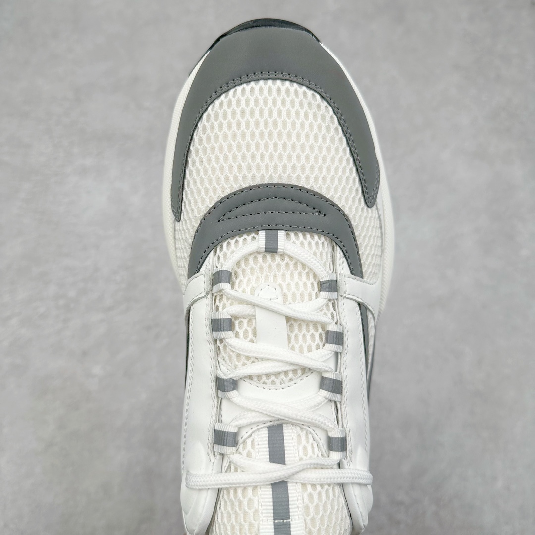 图片[4]-Dior迪奥 Homme B22 Trainer Sneaker 系列复古厚底老爹风休闲运动慢跑鞋 配置专柜购物袋及配件(配置抗压快递外包牛皮纸壳 采用光滑牛皮革组合网织布面材质 正确吸汗网布贴合海玻璃CD压纹鞋垫独家开发TPU弹力中底组合TR光泽耐韧锯齿橡胶大底 这款单品从复古慢跑鞋汲取灵感 采用厚实的低帮设计 精选牛皮与网眼织物拼接鞋面 搭配黑白相间的刻花橡胶鞋底 侧面带有浮雕“CD”标志装饰 尺码：38 39 40 41 42 43 44 45 46-选品中心