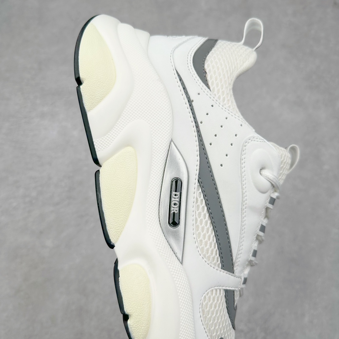 图片[6]-Dior迪奥 Homme B22 Trainer Sneaker 系列复古厚底老爹风休闲运动慢跑鞋 配置专柜购物袋及配件(配置抗压快递外包牛皮纸壳 采用光滑牛皮革组合网织布面材质 正确吸汗网布贴合海玻璃CD压纹鞋垫独家开发TPU弹力中底组合TR光泽耐韧锯齿橡胶大底 这款单品从复古慢跑鞋汲取灵感 采用厚实的低帮设计 精选牛皮与网眼织物拼接鞋面 搭配黑白相间的刻花橡胶鞋底 侧面带有浮雕“CD”标志装饰 尺码：38 39 40 41 42 43 44 45 46-选品中心