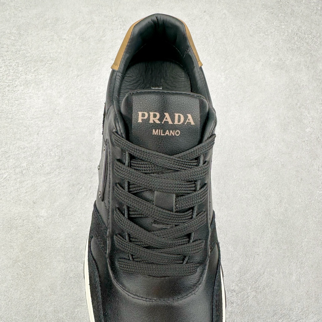 图片[5]-PRADA普拉达 厚底徽标系带运动休闲男鞋系列 广东大厂品质 专柜同步 大气个性更潮更抢眼更追求档次，它将颠覆旧念，与您共度时尚潮人必备! 面料采用原版进口小牛皮 牛皮内里垫脚 橡胶发泡大底 轻便防滑耐磨 脚感舒适 款式耐看做工精细 配以简洁利落的鞋楦 彰显男人的果敢和硬朗 尺码：39-44（皮鞋码）-选品中心